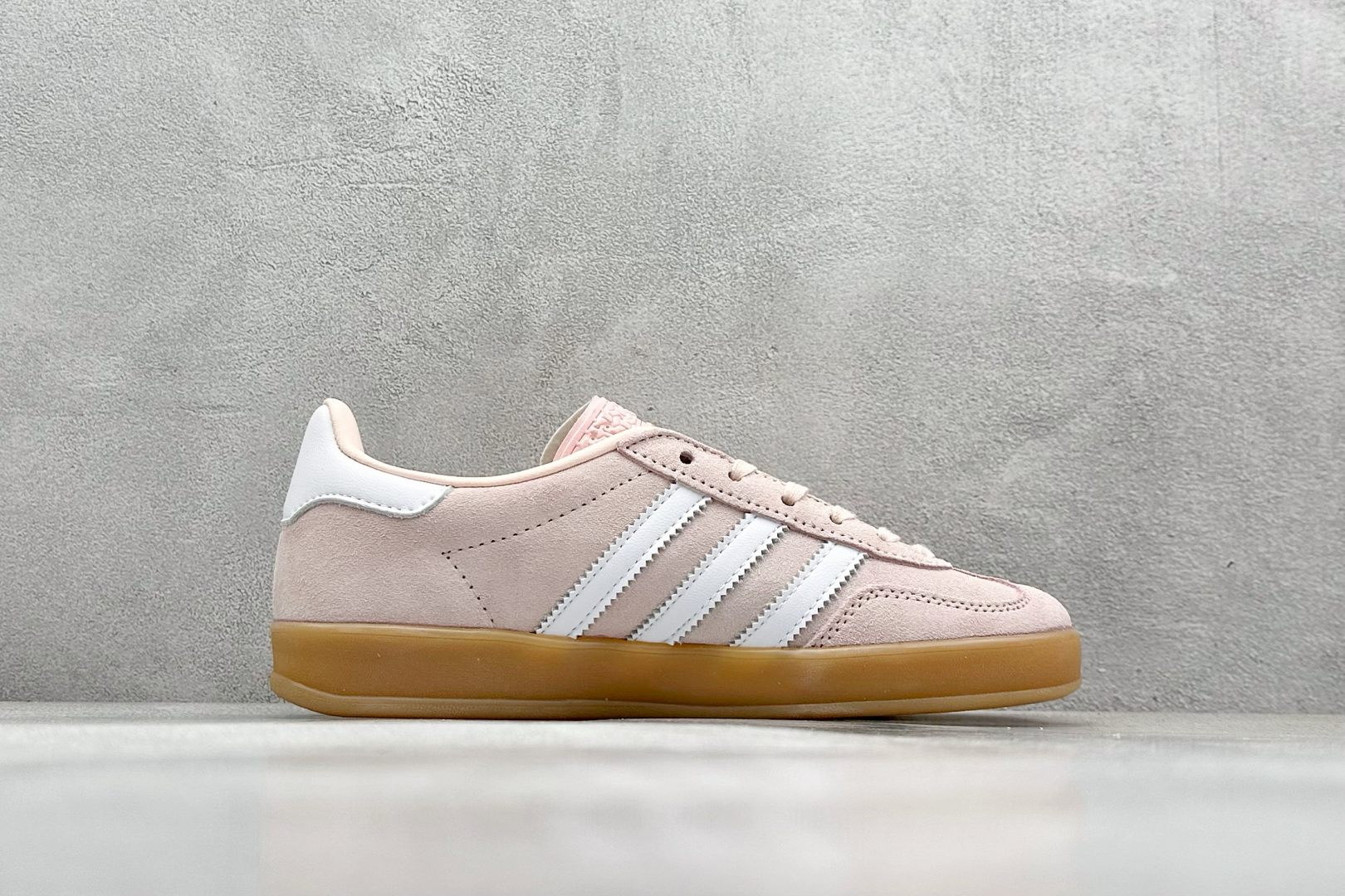  
Adidas Gazelle Indoor Trainers 羚羊内训系列低帮复古百搭休闲运动德训风