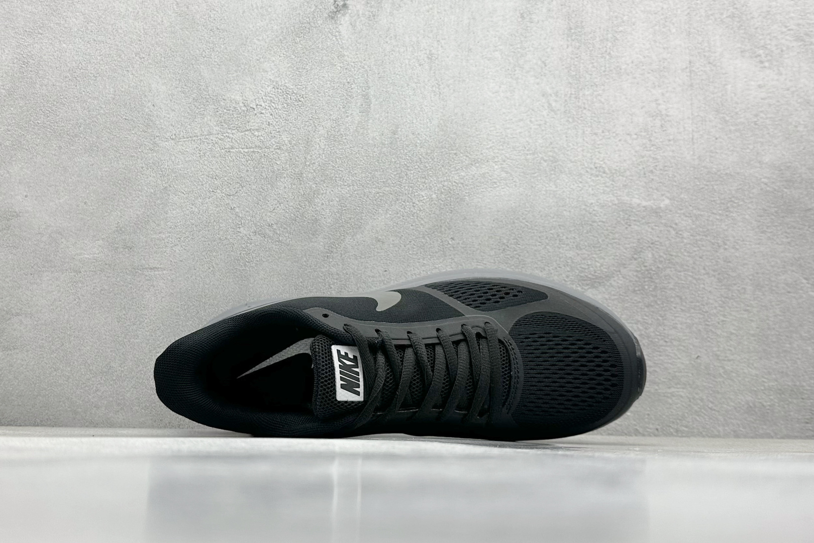  
NK Air Zoom Winflo 7X 登月网面透气专业跑步鞋 原档案数据编织面 原盒原配 QC