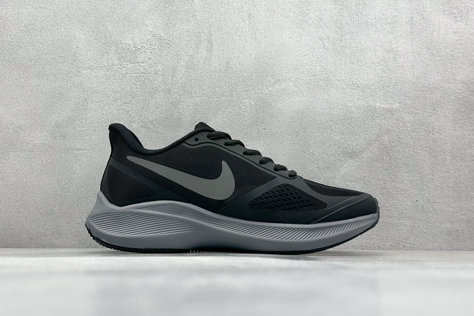  
NK Air Zoom Winflo 7X 登月网面透气专业跑步鞋 原档案数据编织面 原盒原配 QC