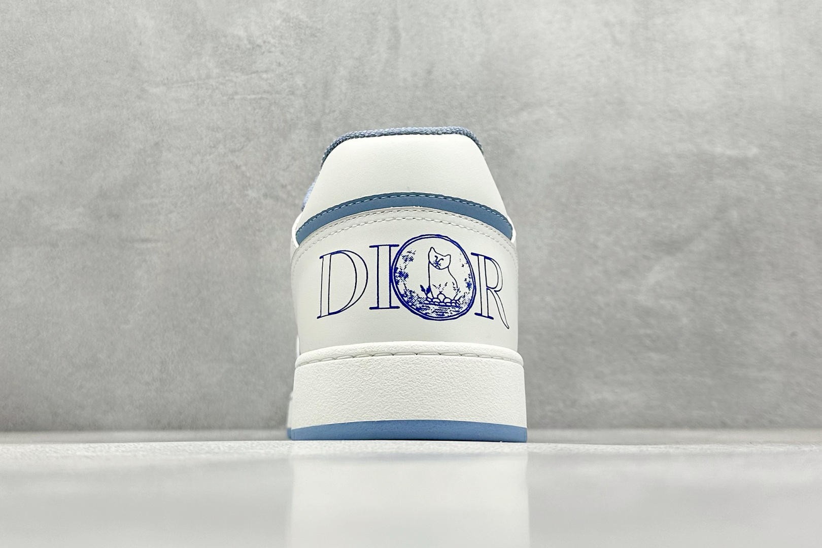 420 Dior 迪奥印花系带时尚运动板鞋