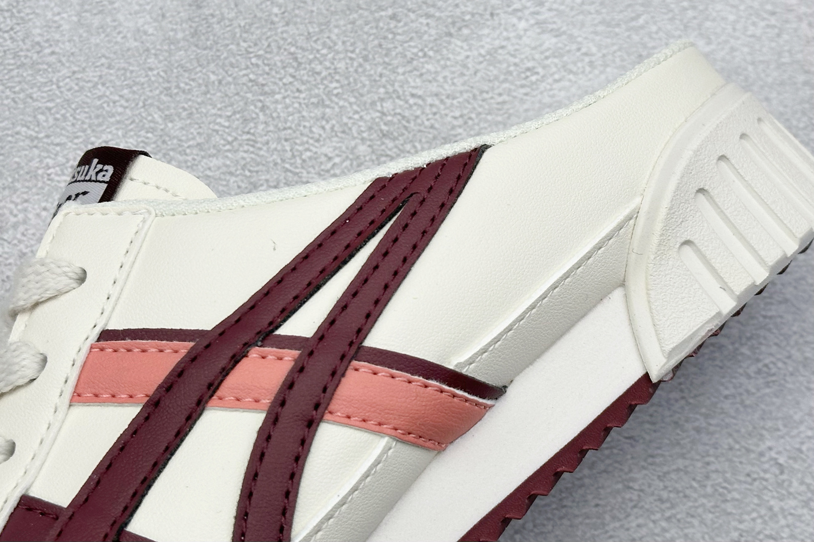  
Onitsuka Tiger  Mexico 66® Paraty
鬼冢虎半拖一脚蹬系列 炎夏必备款