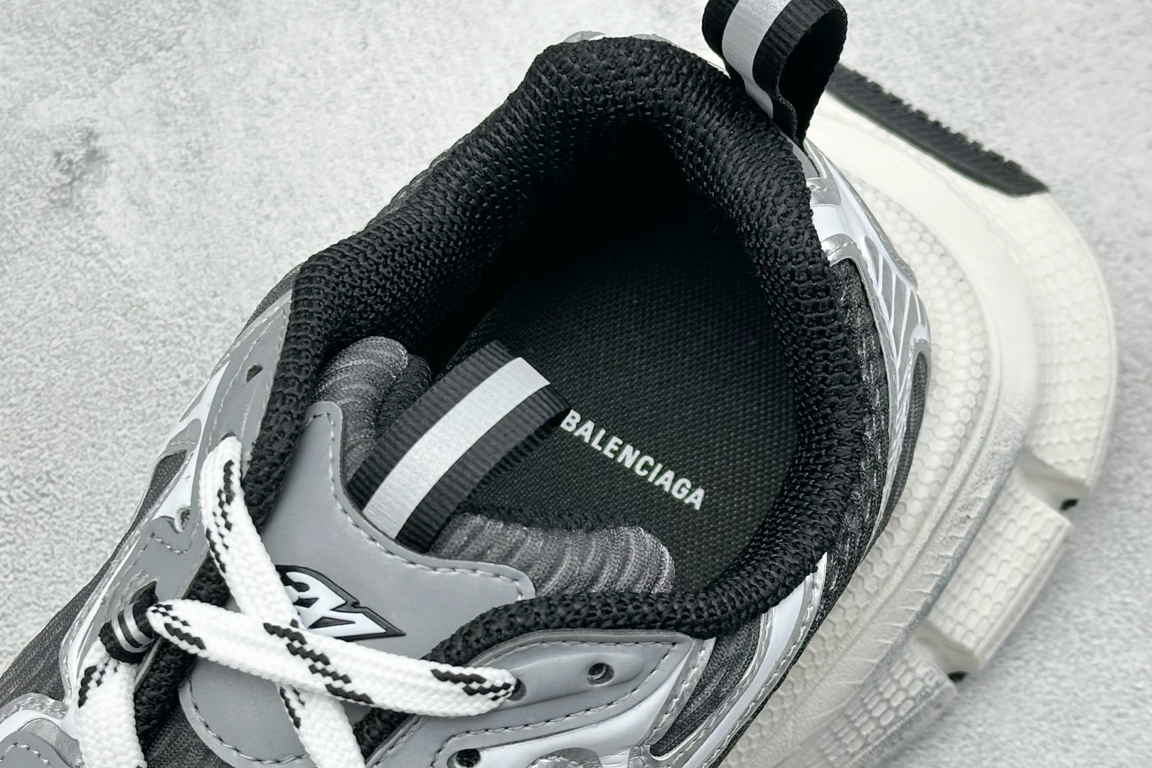  
巴黎十代Balenciaga 巴黎世家 系带Balenciaga Sneaker Tess s.Go