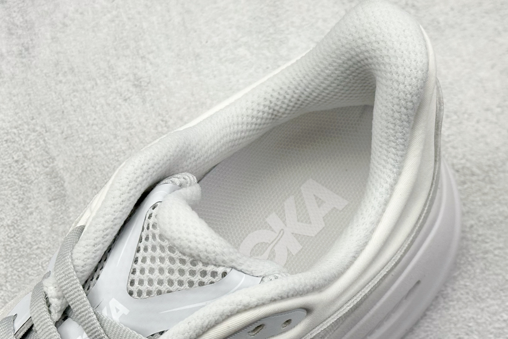  
BF版 HOKA ONE ONE Bondi 9 柔软舒适防滑耐磨 低帮 休闲跑步鞋 

货号：
尺