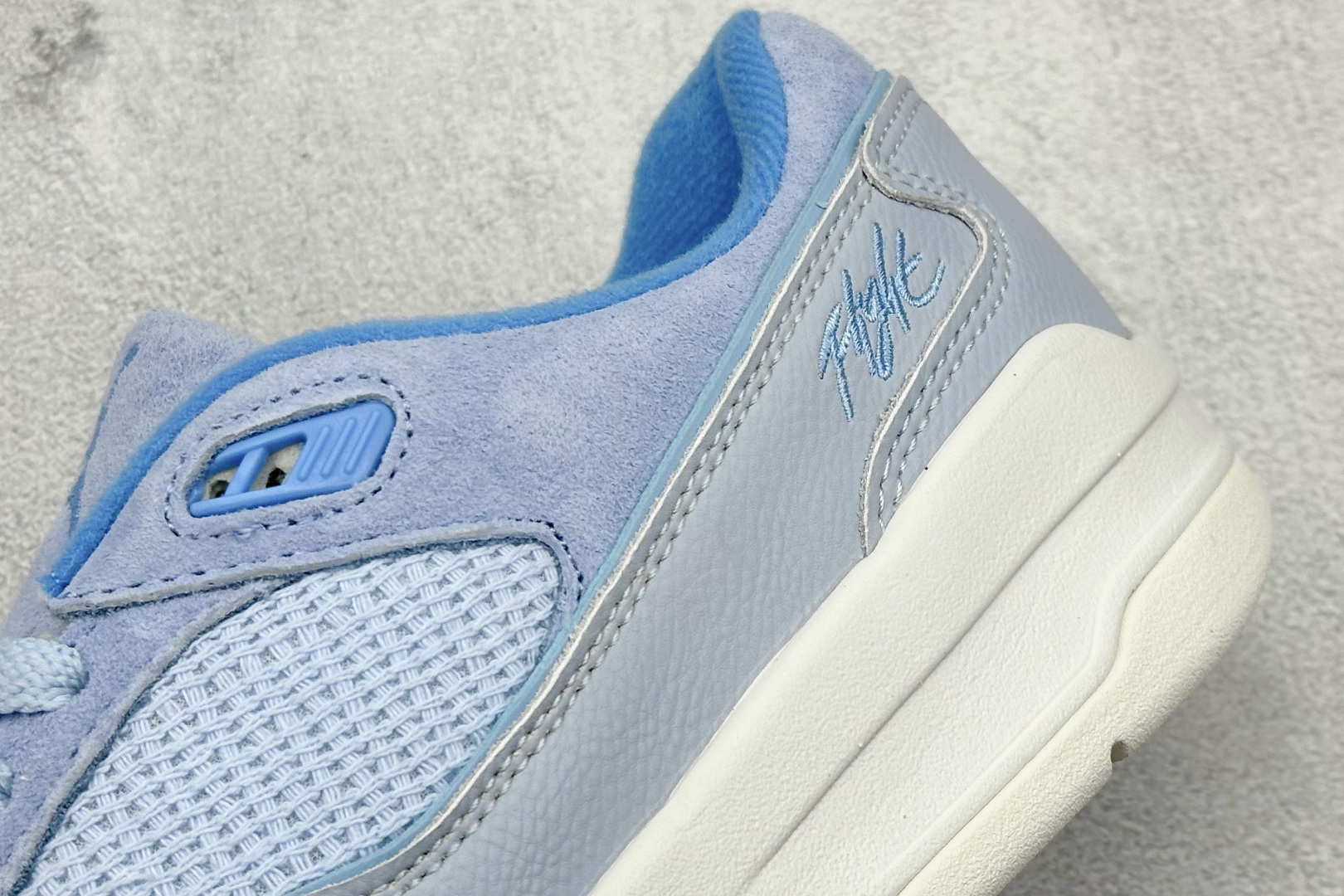  
BF版 Jordan FLIGHT COURT 
公司级出品 极力推荐
Air Jordan AJ4