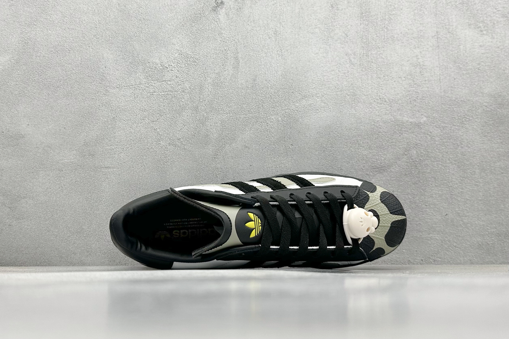  
Adidas Originals Superstar贝壳头系列低帮经典百搭休闲运动板鞋
货号 JQ8