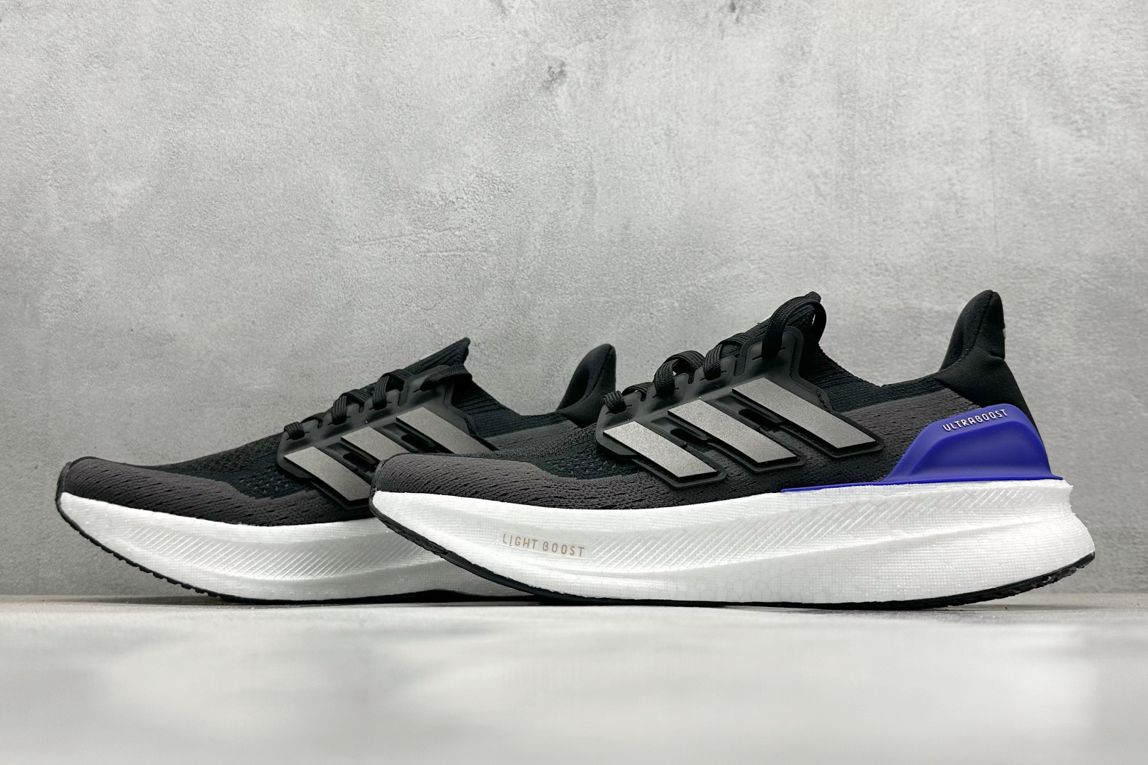  
RS版 AD Ultraboost 5X 阿迪达斯新款休闲爆米花跑步鞋

货号：JH9082
尺码