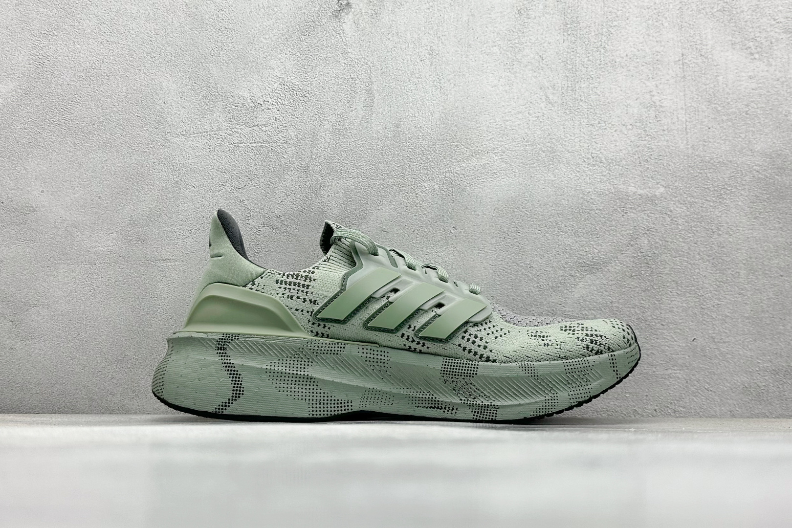  
RS版 AD Ultraboost 5X 阿迪达斯新款休闲爆米花跑步鞋

货号：JI1525
尺码