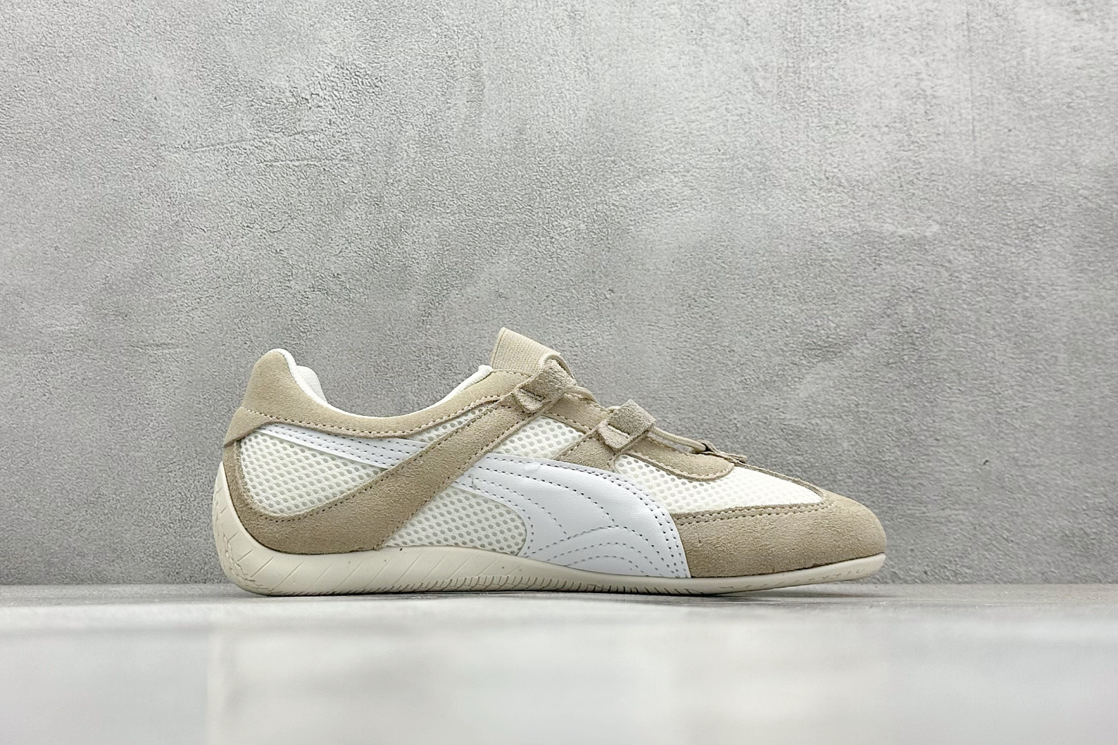 本地 终端放店
XS版 PUMA Speedcat Go 薄底鞋 柔软舒适 防滑耐磨 彪马低帮复古运动休