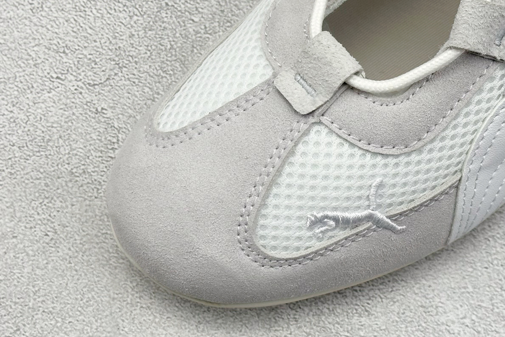 本地 终端放店
XS版 PUMA Speedcat Go 薄底鞋 柔软舒适 防滑耐磨 彪马低帮复古运动休