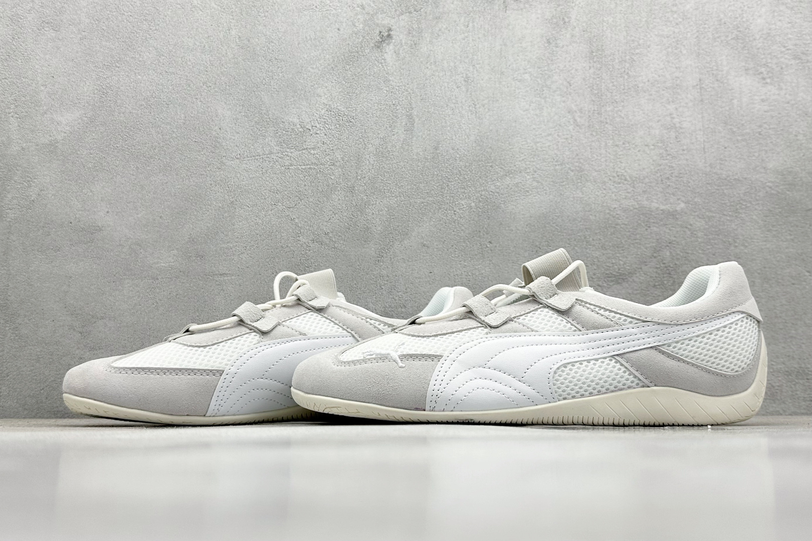 本地 终端放店
XS版 PUMA Speedcat Go 薄底鞋 柔软舒适 防滑耐磨 彪马低帮复古运动休