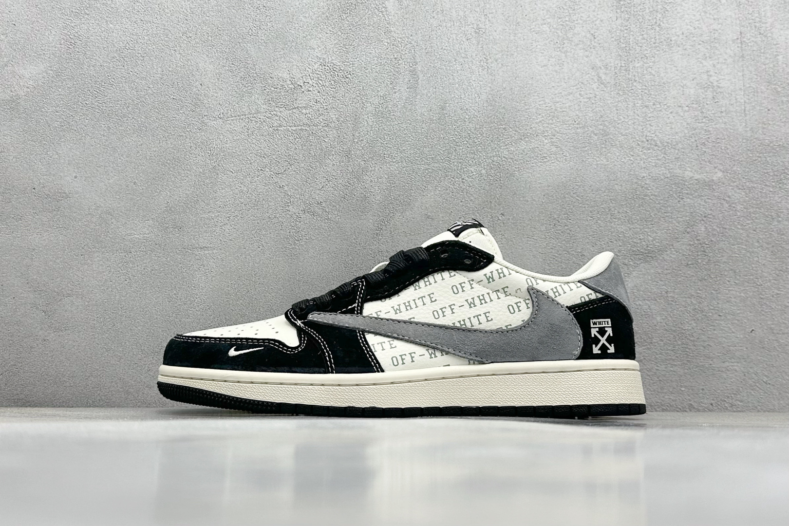 本地 终端放店
XC版 Travis Scott x Fragment Design x Jordan
