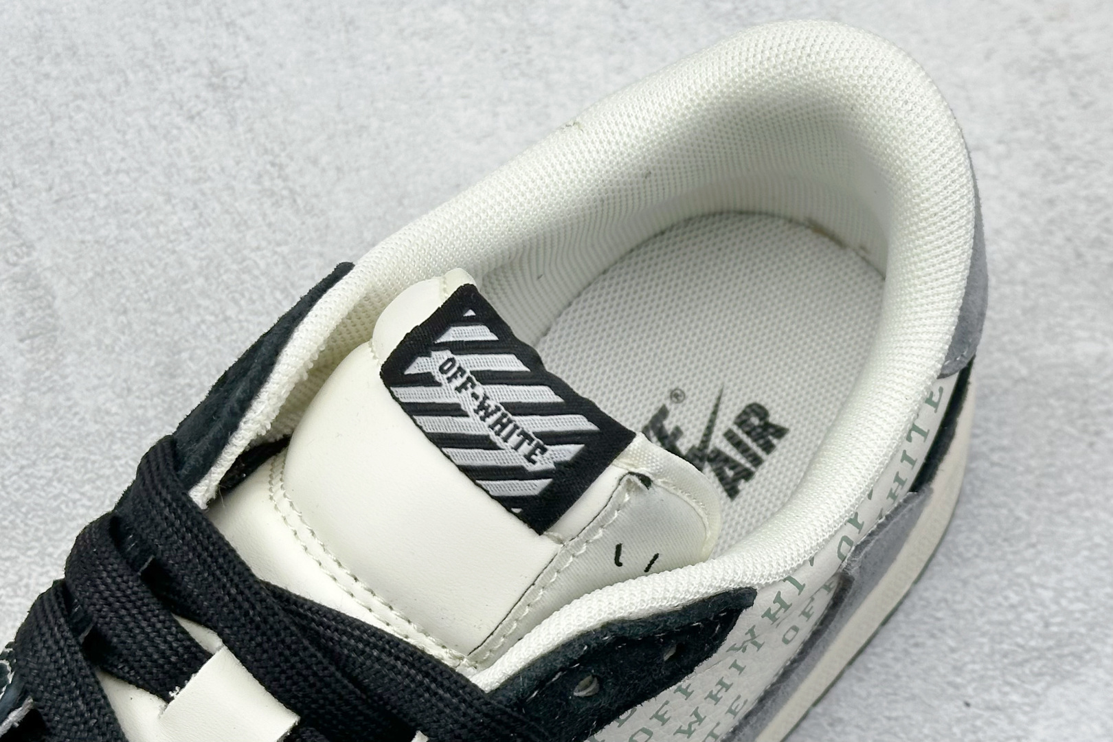 本地 终端放店
XC版 Travis Scott x Fragment Design x Jordan