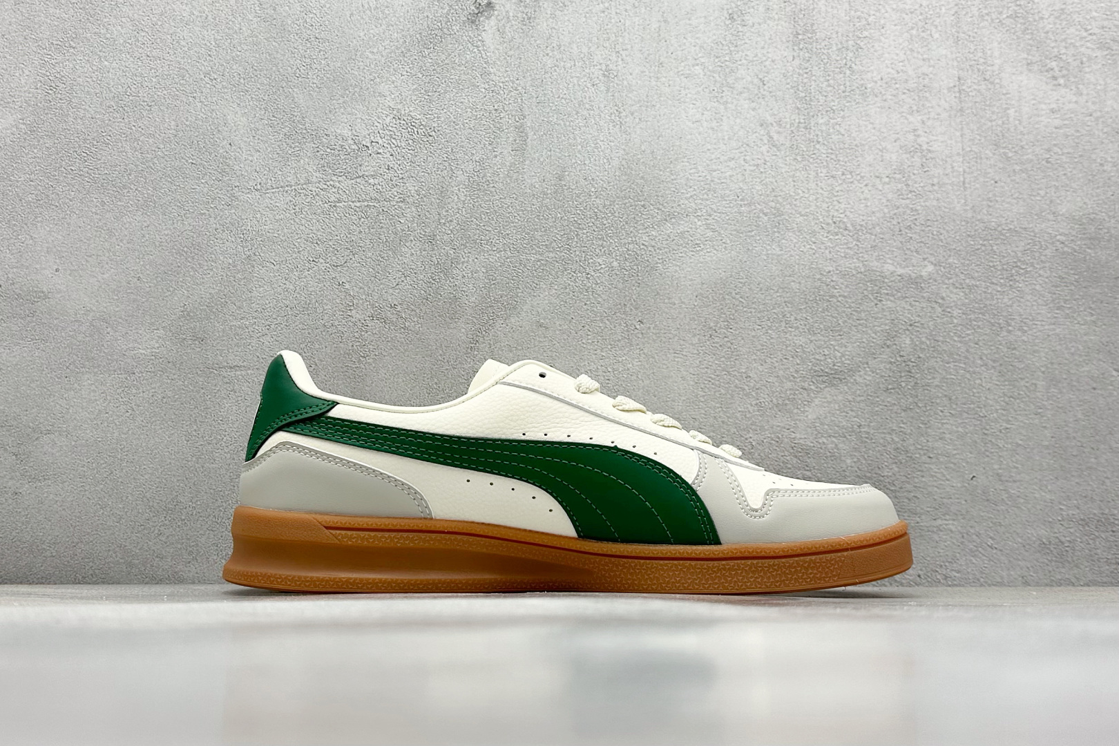  放店私
TG版 Puma Suede XL Skate 彪马复古休闲板鞋 

货号：-01
尺码：3