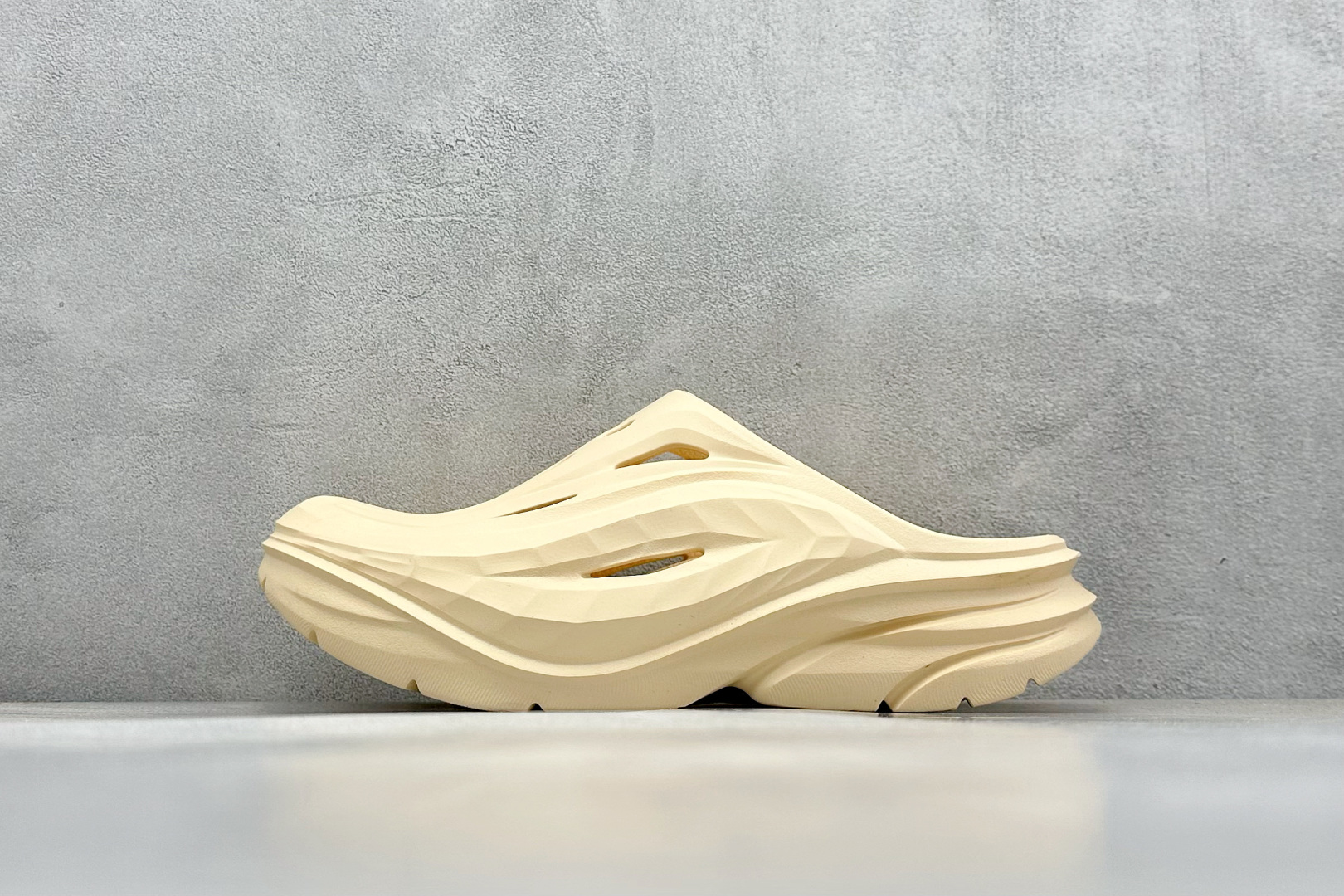  
K版 HOKA ONE ORA Recovery Mule舒缓防磨防滑包头拖鞋
HOKA ONE O
