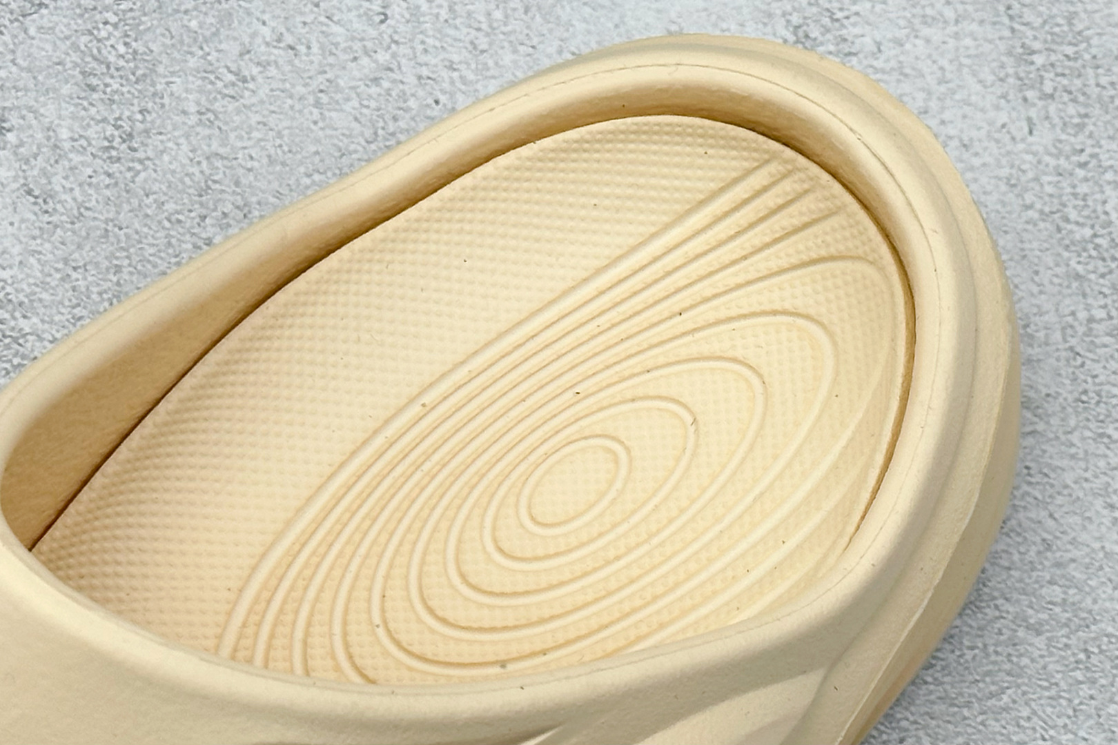  
K版 HOKA ONE ORA Recovery Mule舒缓防磨防滑包头拖鞋
HOKA ONE O