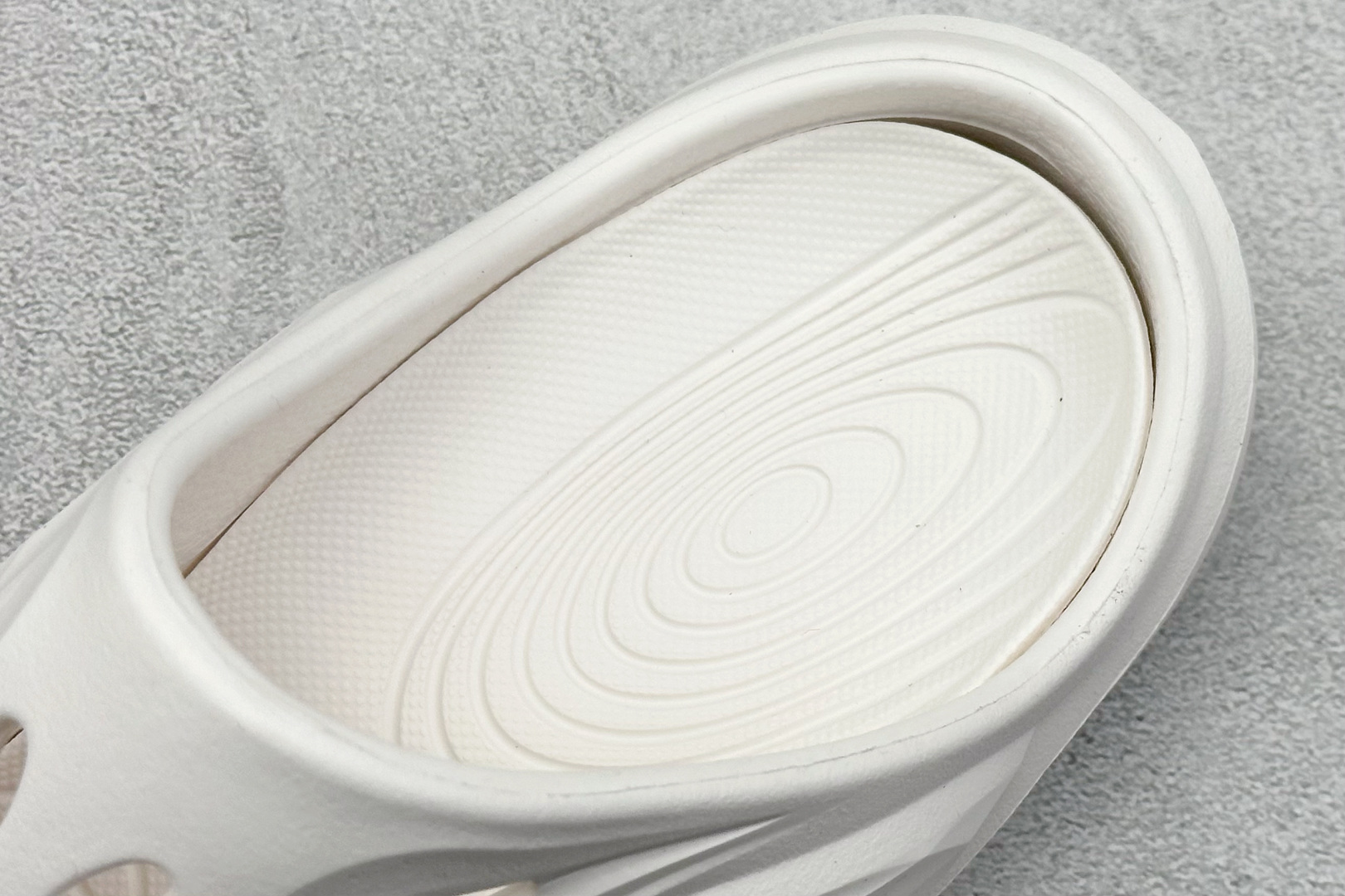  
K版 HOKA ONE ORA Recovery Mule舒缓防磨防滑包头拖鞋
HOKA ONE O