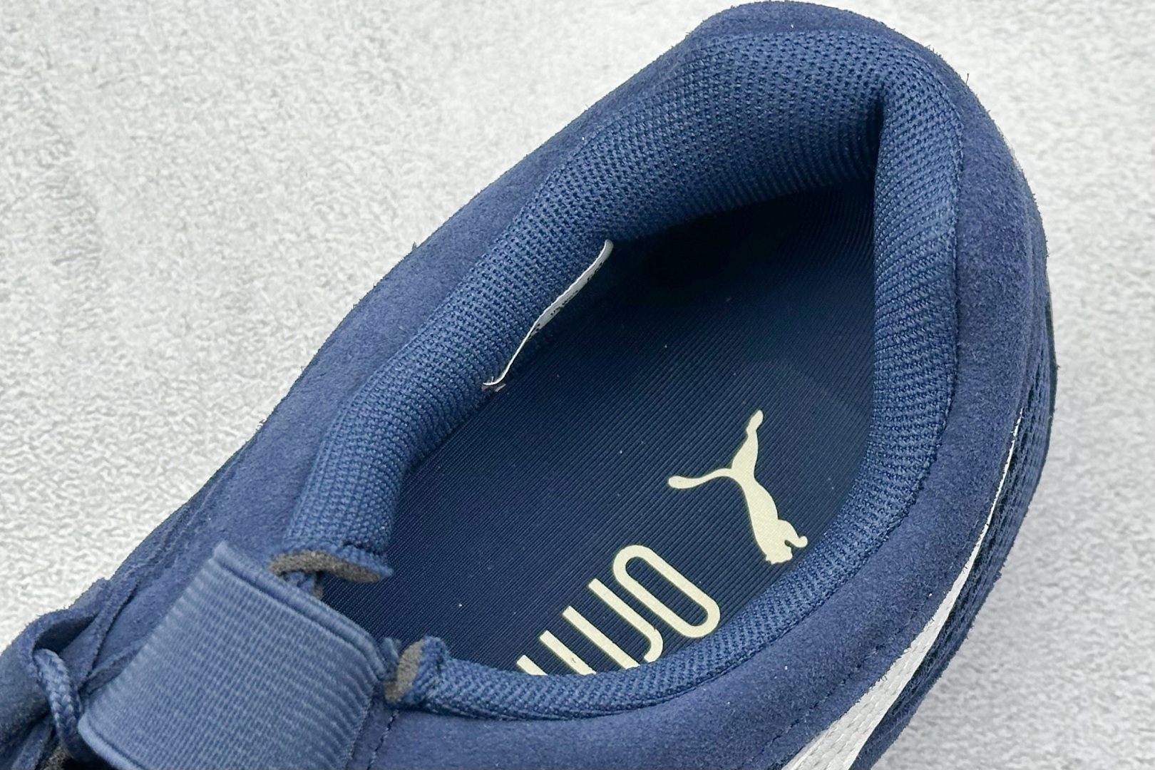  
XS版 PUMA Speedcat Go 薄底鞋 柔软舒适 防滑耐磨 彪马低帮复古运动休闲赛车跑鞋 
