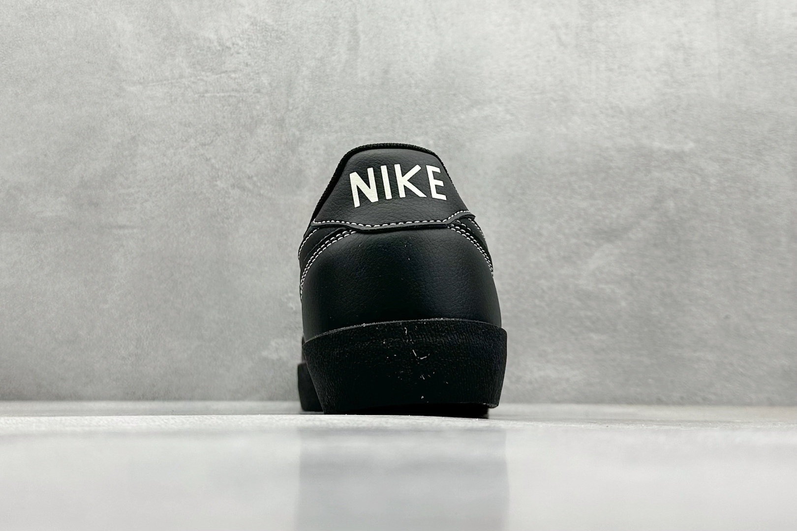  
FS版 Nk Killshot II Leather 低帮休闲板鞋 
渠道原装订单 采用米白色皮革制
