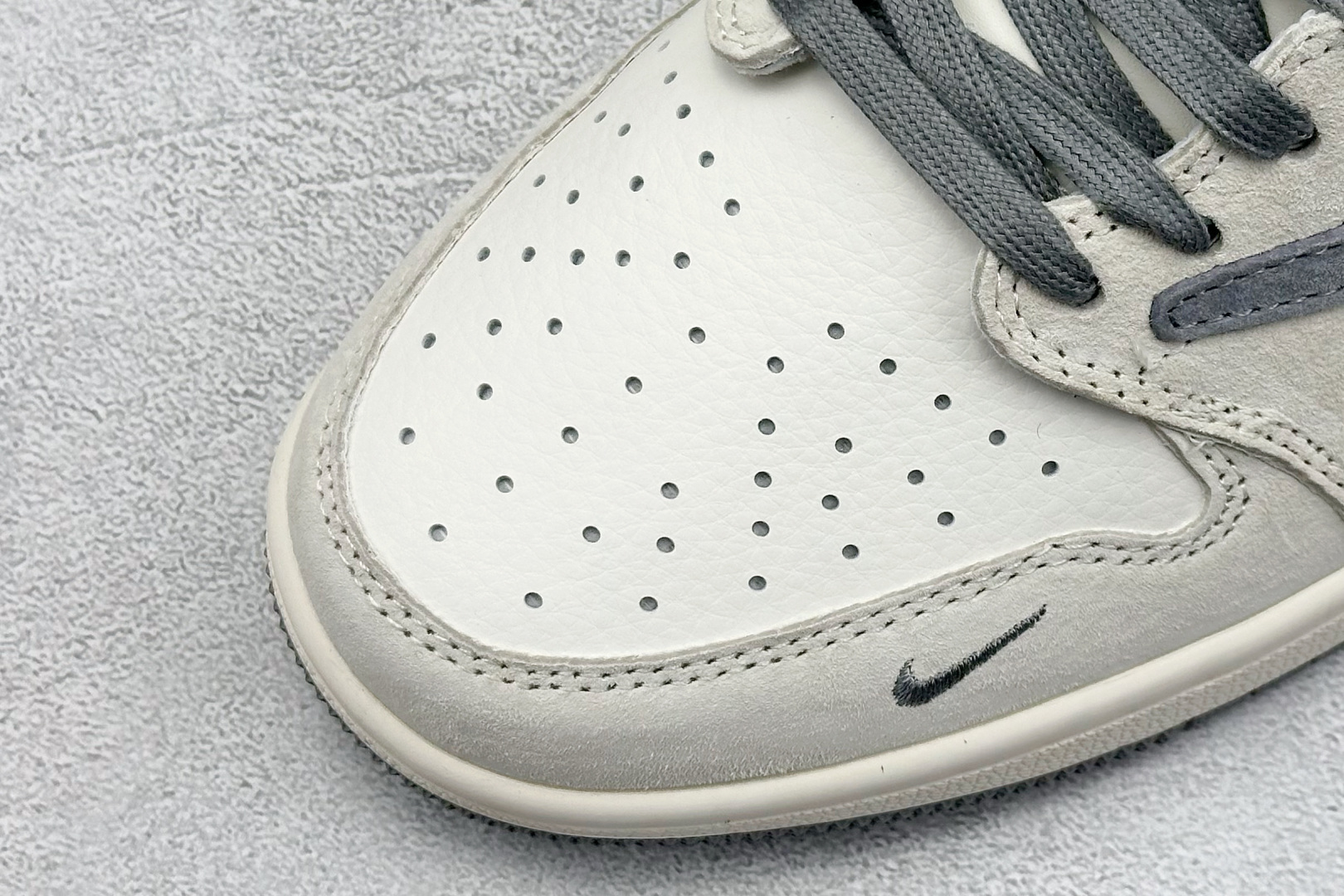 XC版 Travis Scott x Nike Air Jordan 1 Low x GUCCI 三