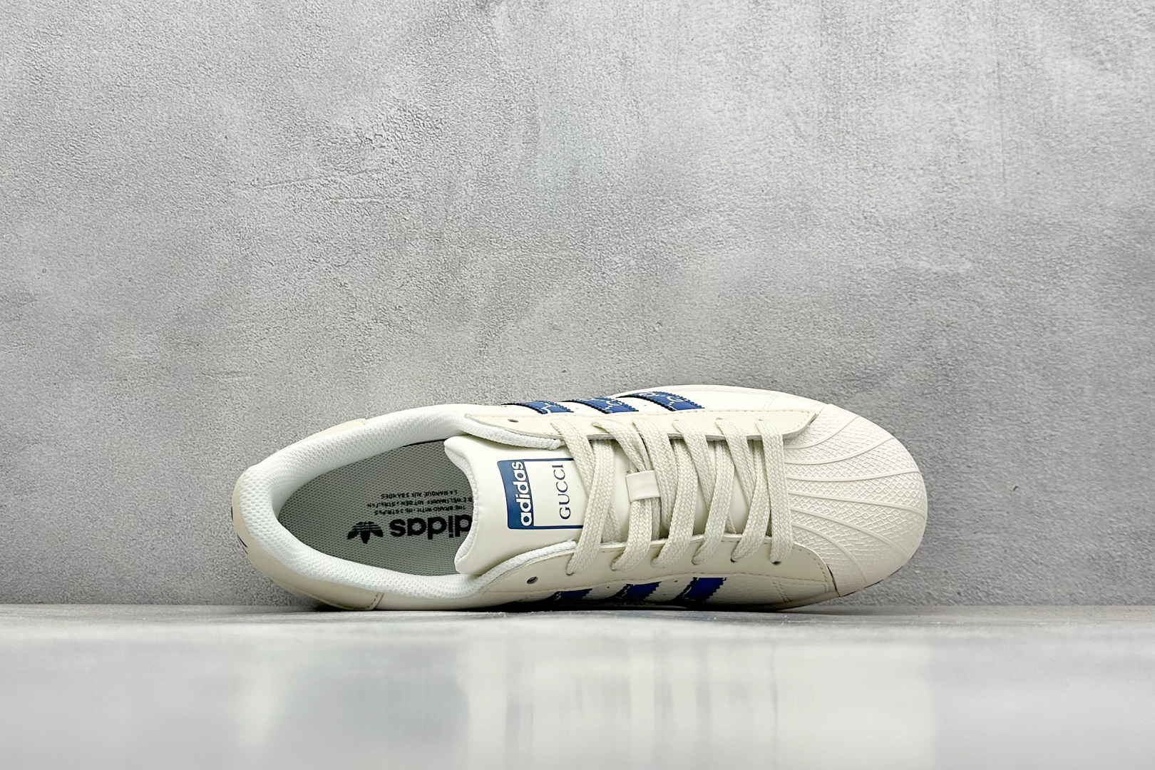 AD Originals Superstar 贝壳头 HD2201