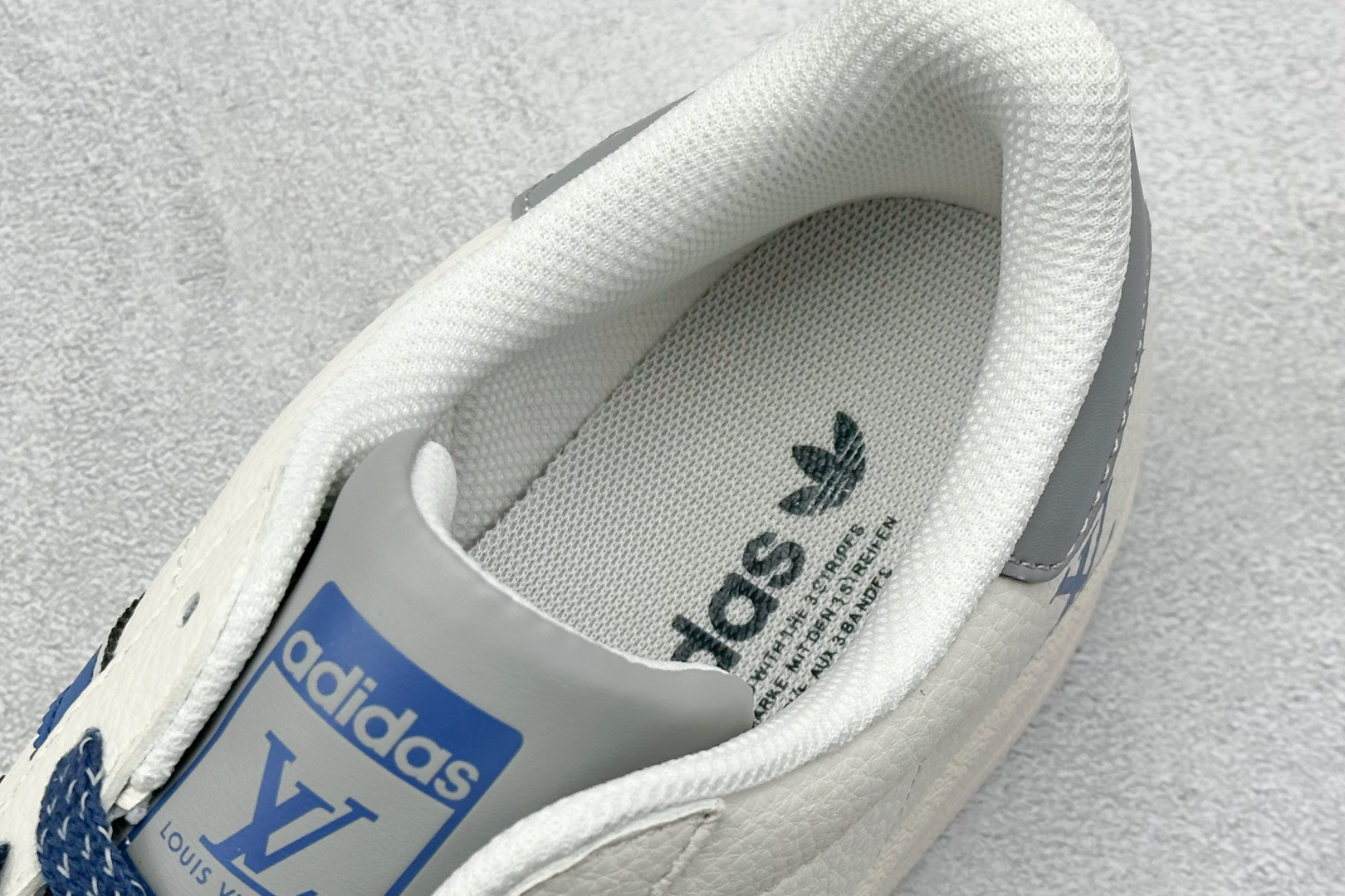 AD Originals Superstar 贝壳头 SD6806