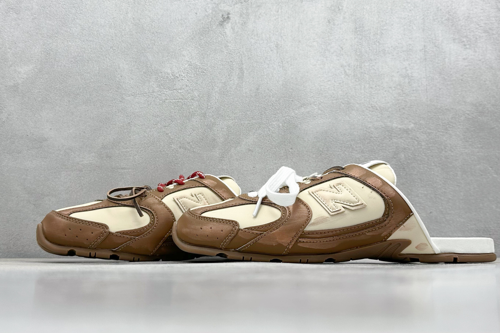 J版 MiuMiu x New Balance 530系列 意大利奢侈品牌/缪缪联名款 低帮经典复古休闲半拖