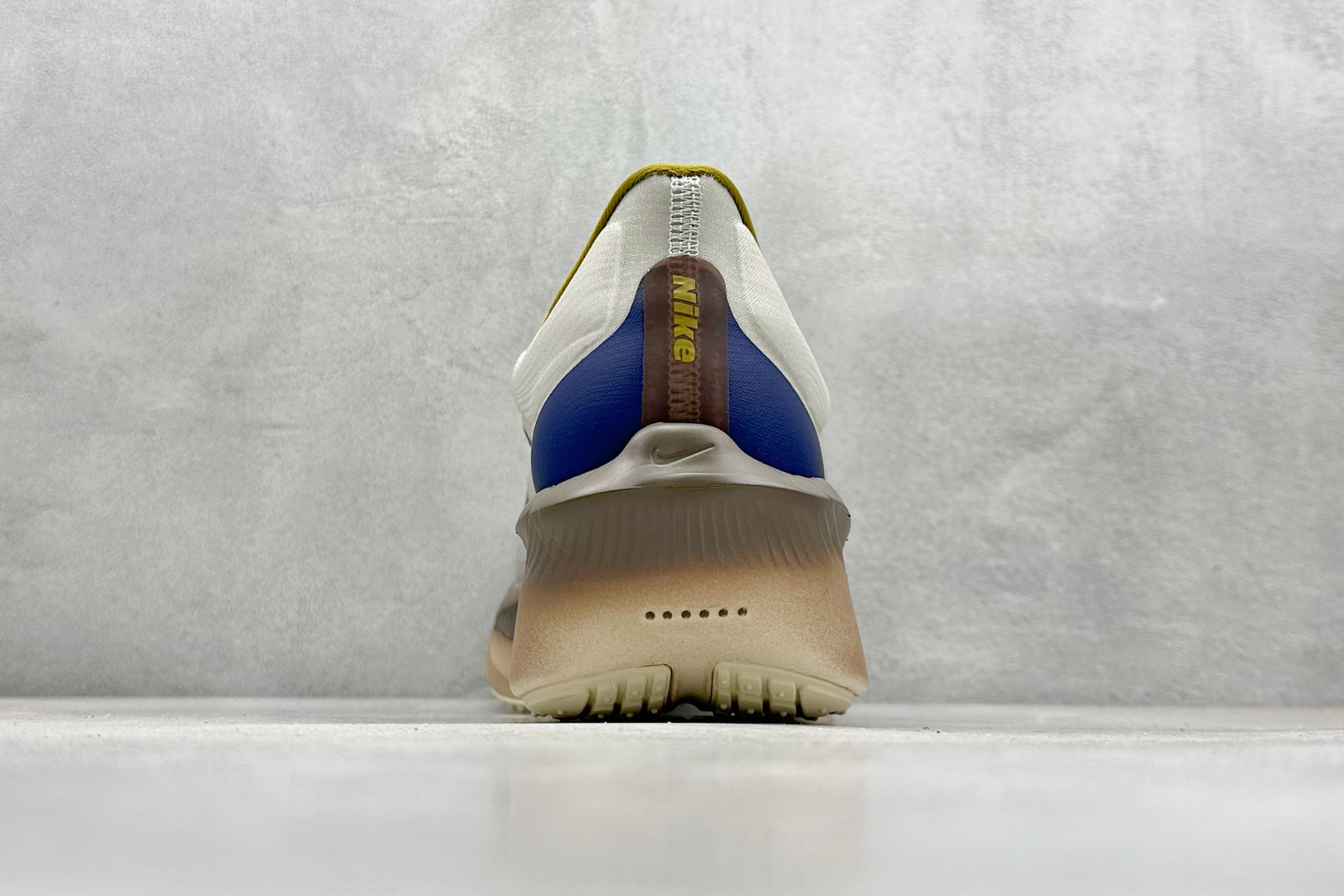 RS版 NIKE AIR Zoom RIVAL Fly 6 超轻跑步鞋 织物减震轻盈跑步鞋 HV4366-072