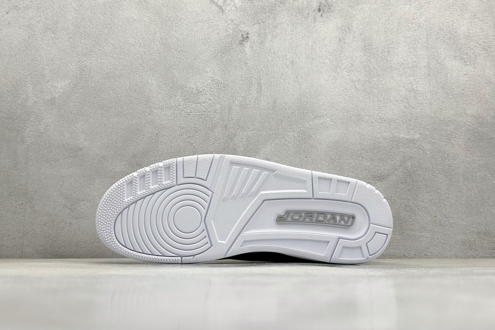 F版 Air Jordan 3 Retro ”Pure Money” AJ3 乔3复刻白猫 CT8532-111