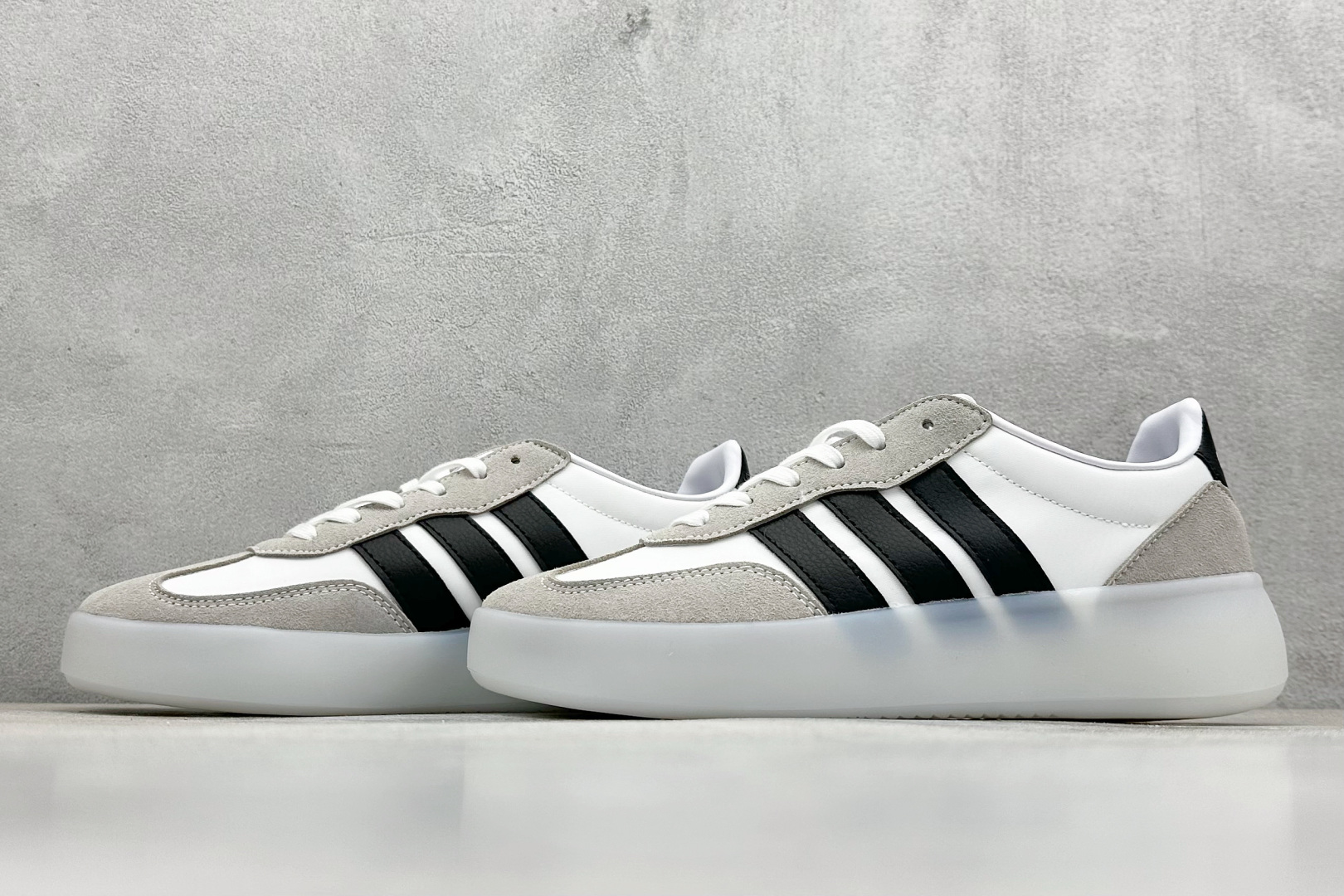  
Adidas Barreda Decode 阿迪舒适减震低帮休闲板鞋

货号：JI2315 
尺码