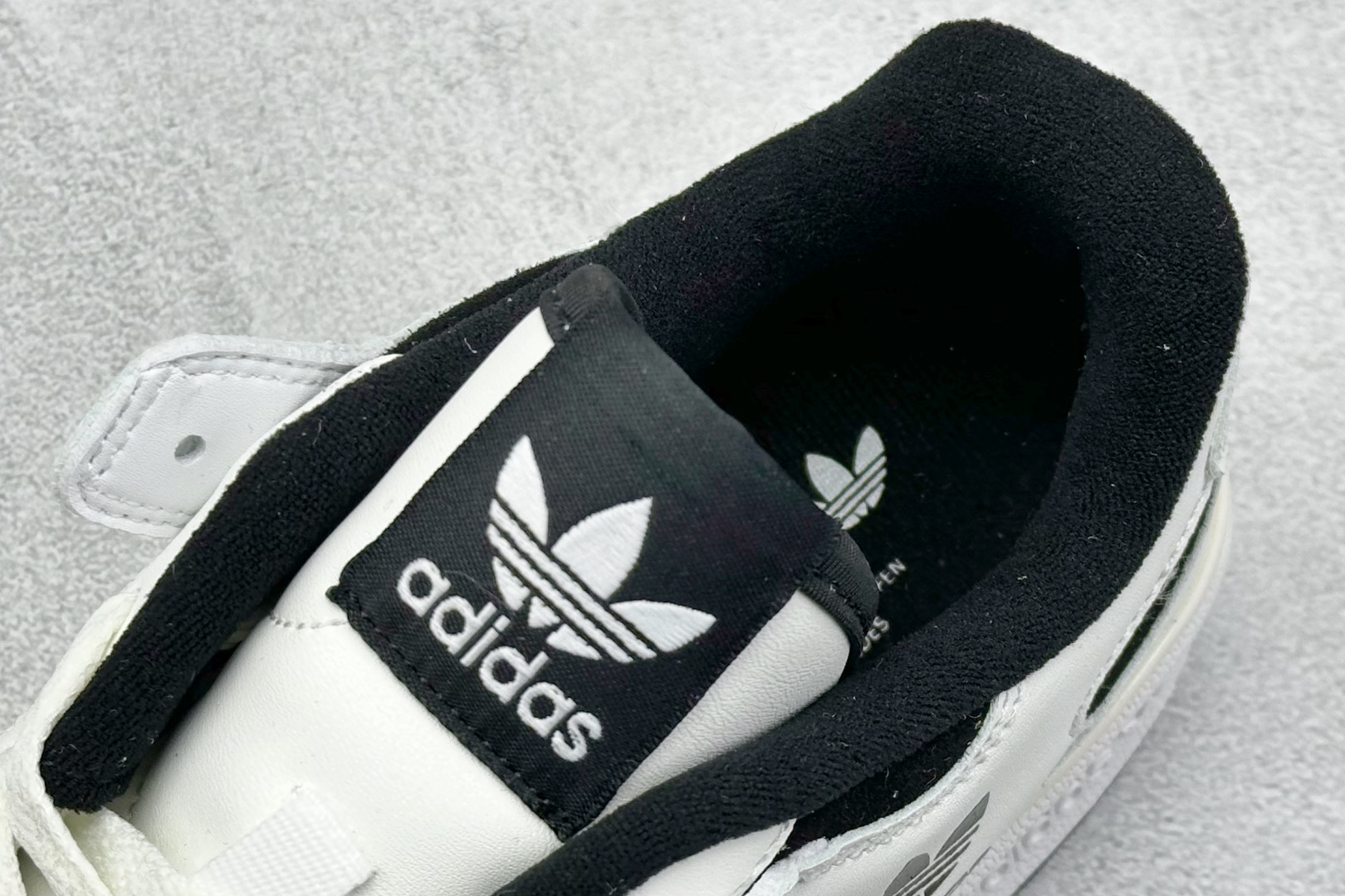  
AD Originals Forum 百搭单品
纯原版本 Forum Low入诞生于1984年的经典
