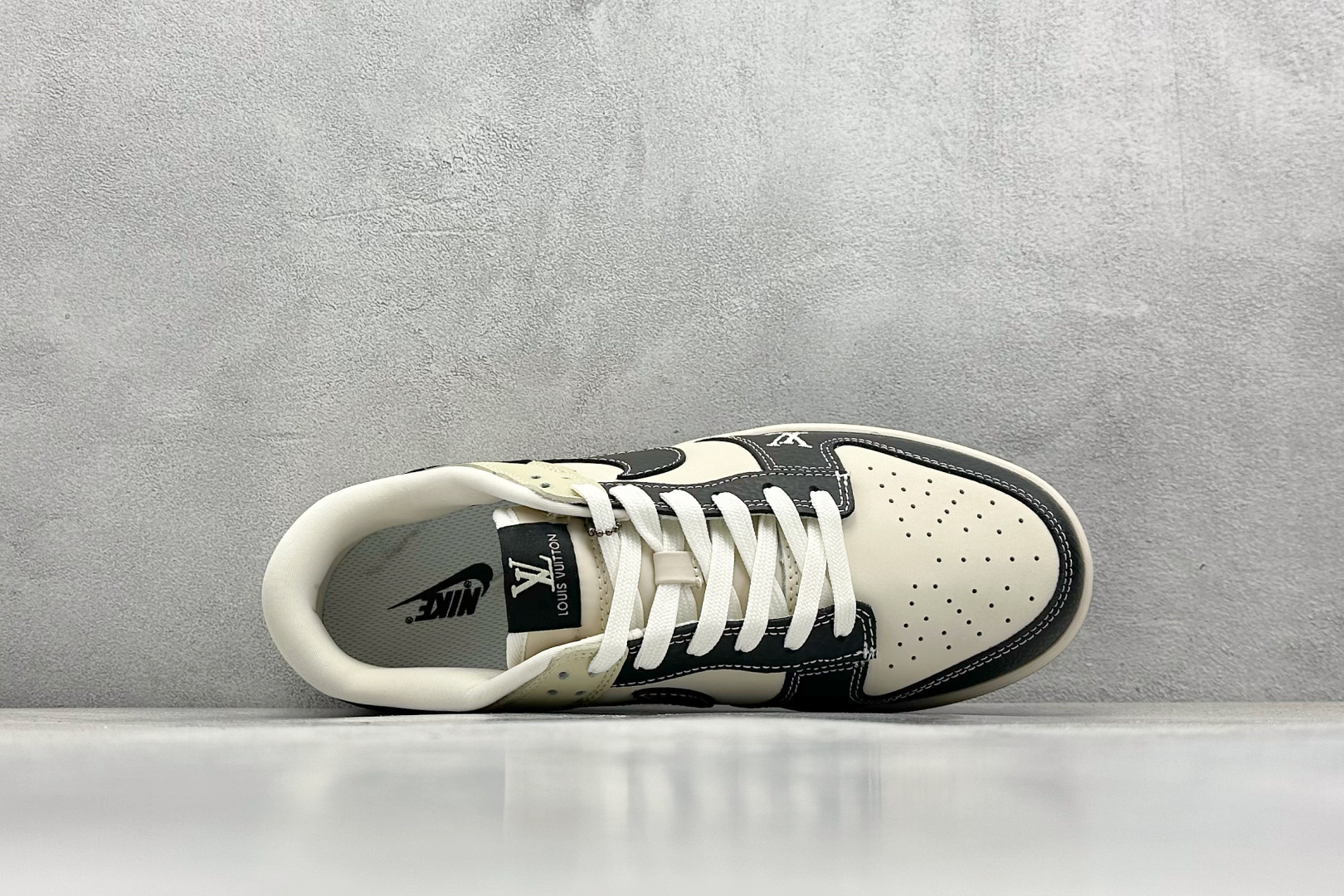  
Nk SB Dunk Low LV联名-摩卡米黑周年高端定制 低帮休闲板鞋
#高端定制鞋盒 原装头层