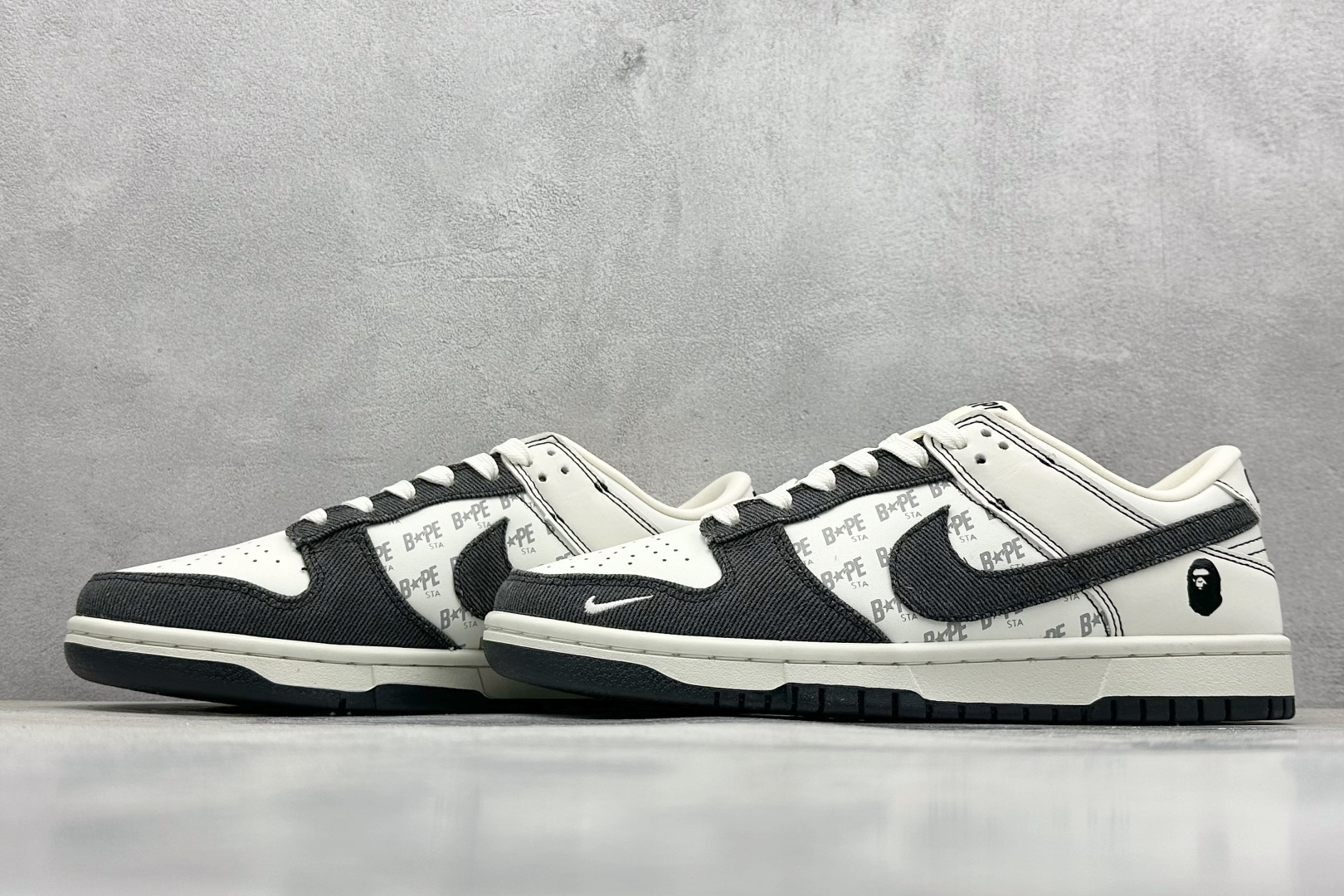  
Nk SB Dunk Low Bape猿人头联名-黑白周年高端定制 低帮休闲板鞋
#高端定制鞋盒 原