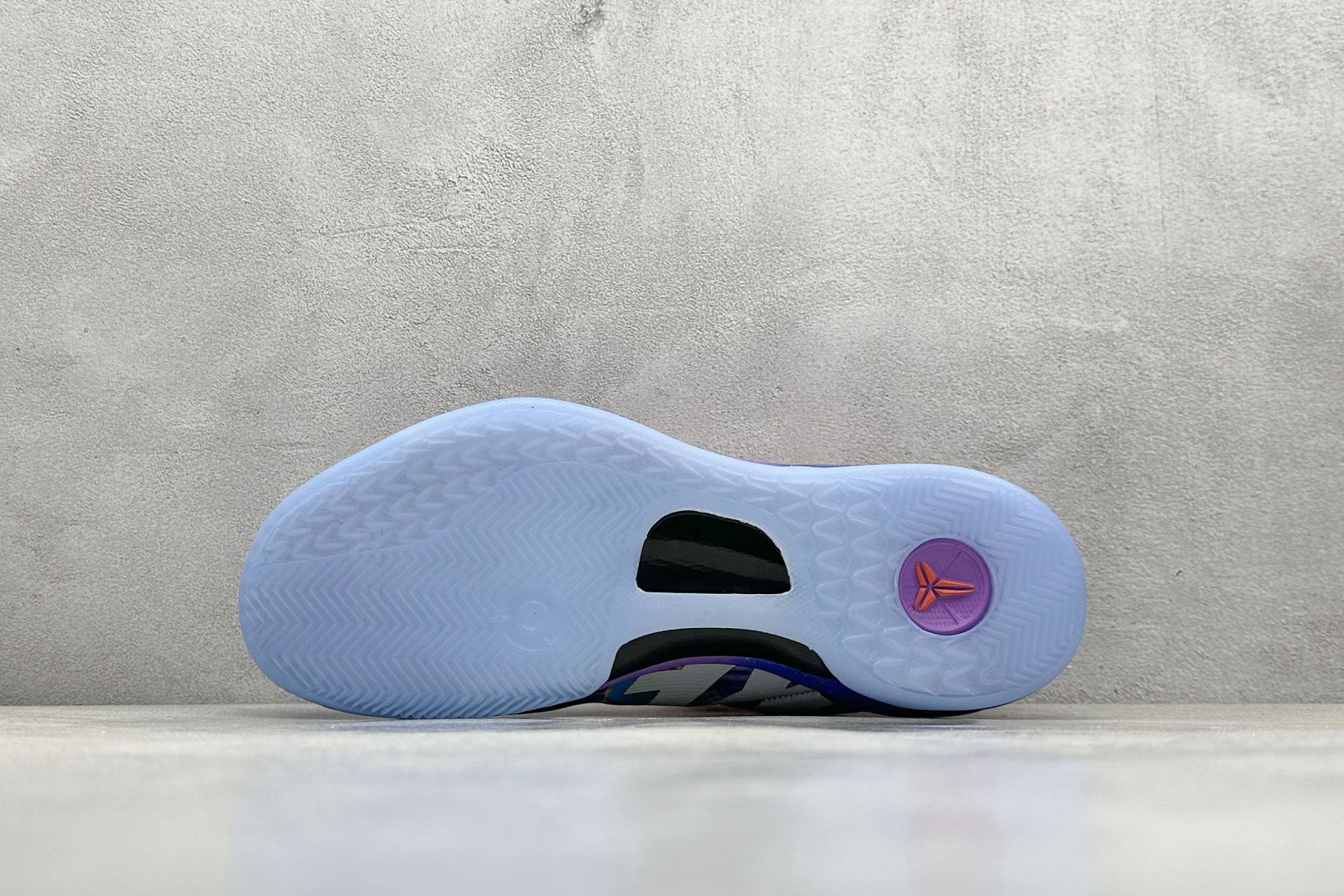 纯原 Nk Kobe 8 ”What The” 科比8代 2025蛇年限定 男子实战篮球鞋 HM9621-900