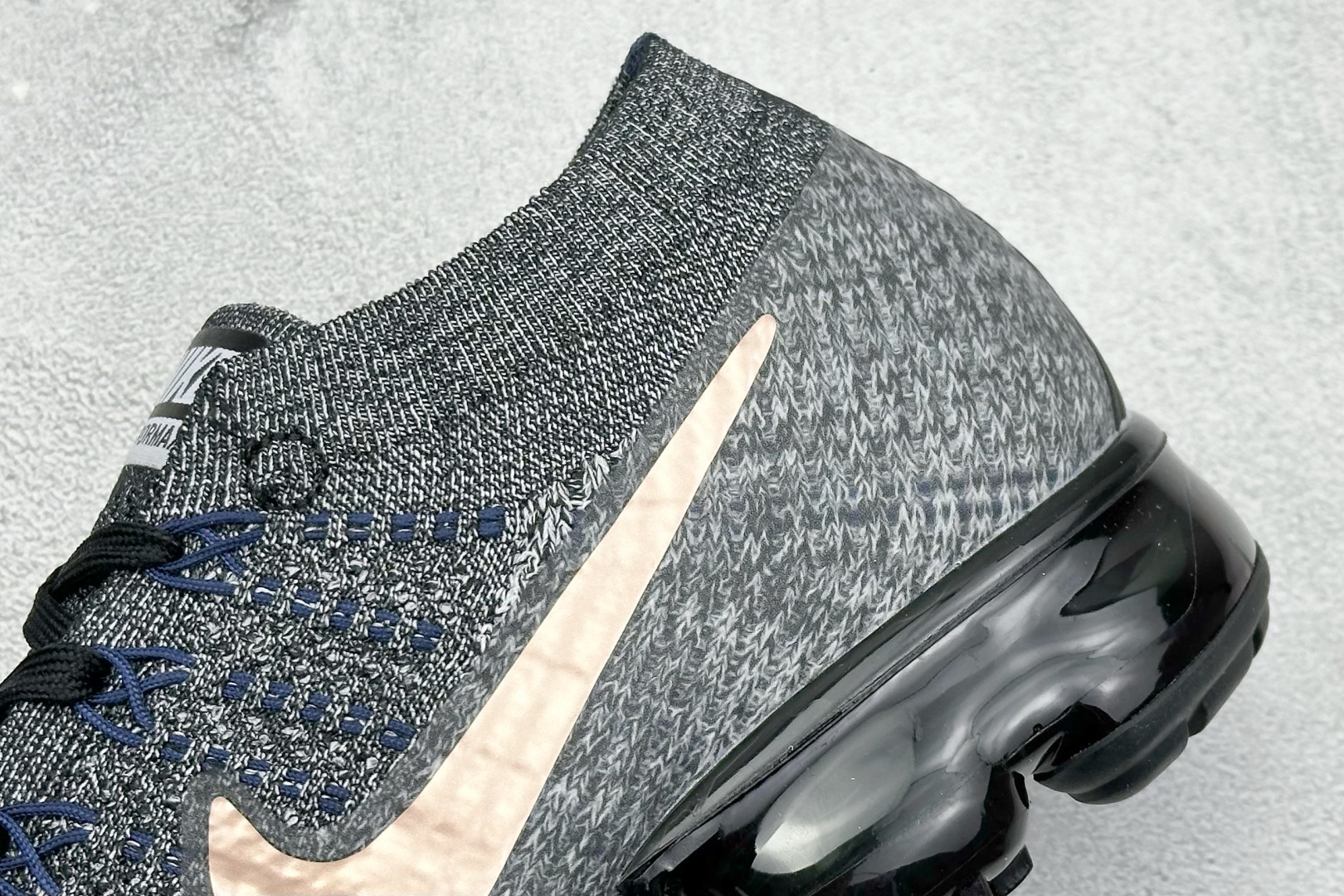 终端放店
YH版 Nike AIR VAPORMAX Platinum 编织 气垫运动防滑轻便 201