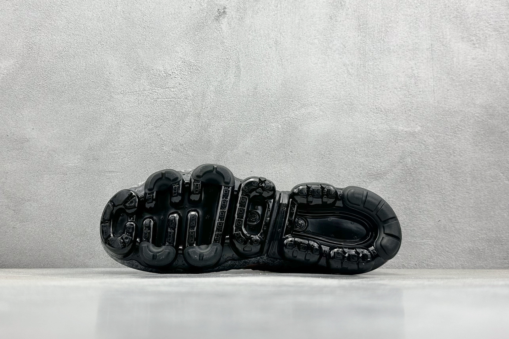 终端放店
YH版 Nike AIR VAPORMAX Platinum 编织 气垫运动防滑轻便 201