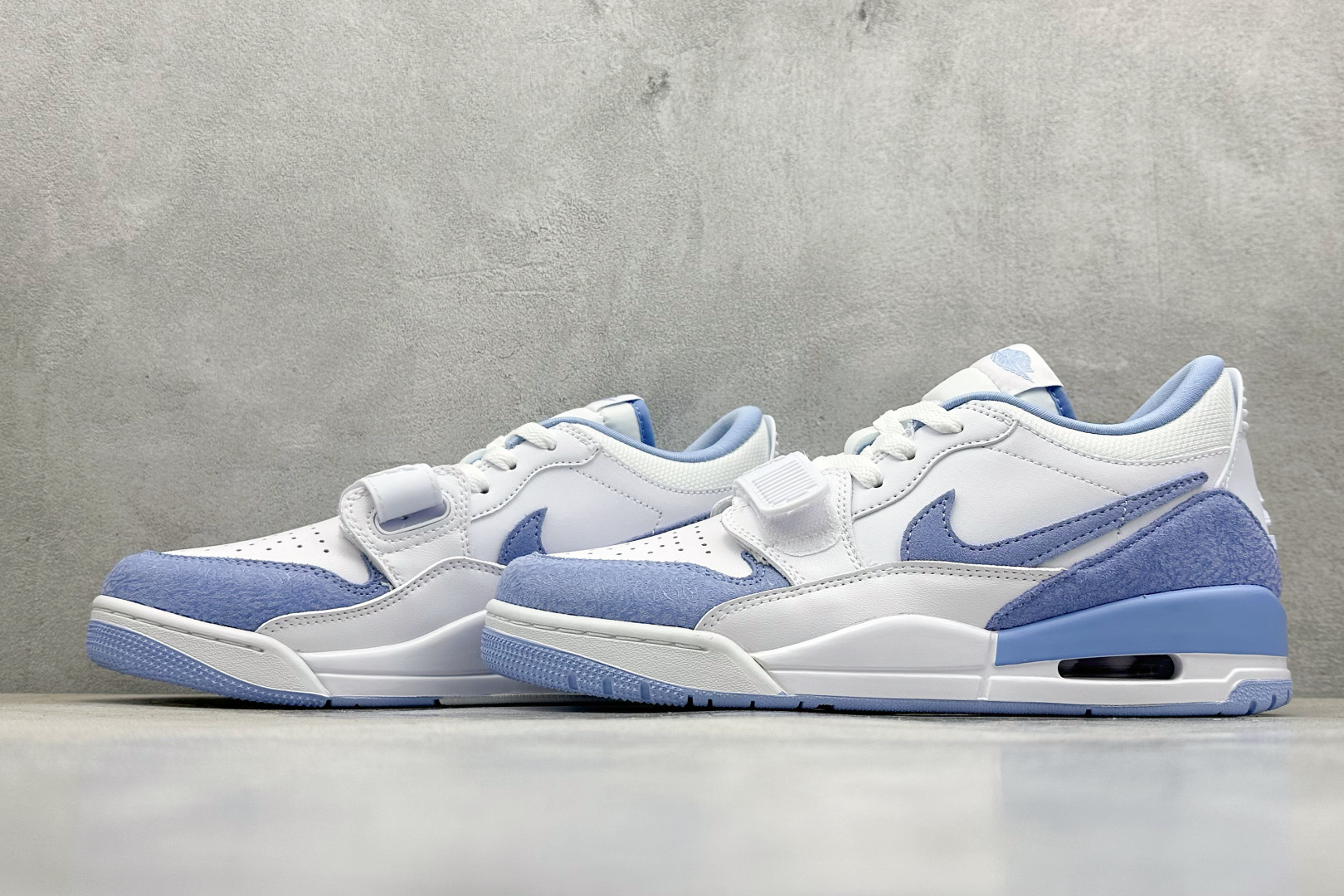 终端放店
F版 Nike Air Jordan Legacy 312 Low 白蓝
乔丹最强三合一混合