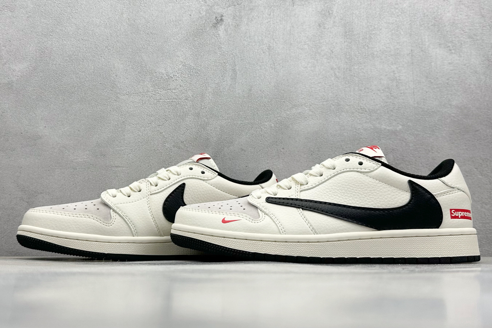 终端放店
XC版 Travis Scott x Fragment Design x Air Jorda