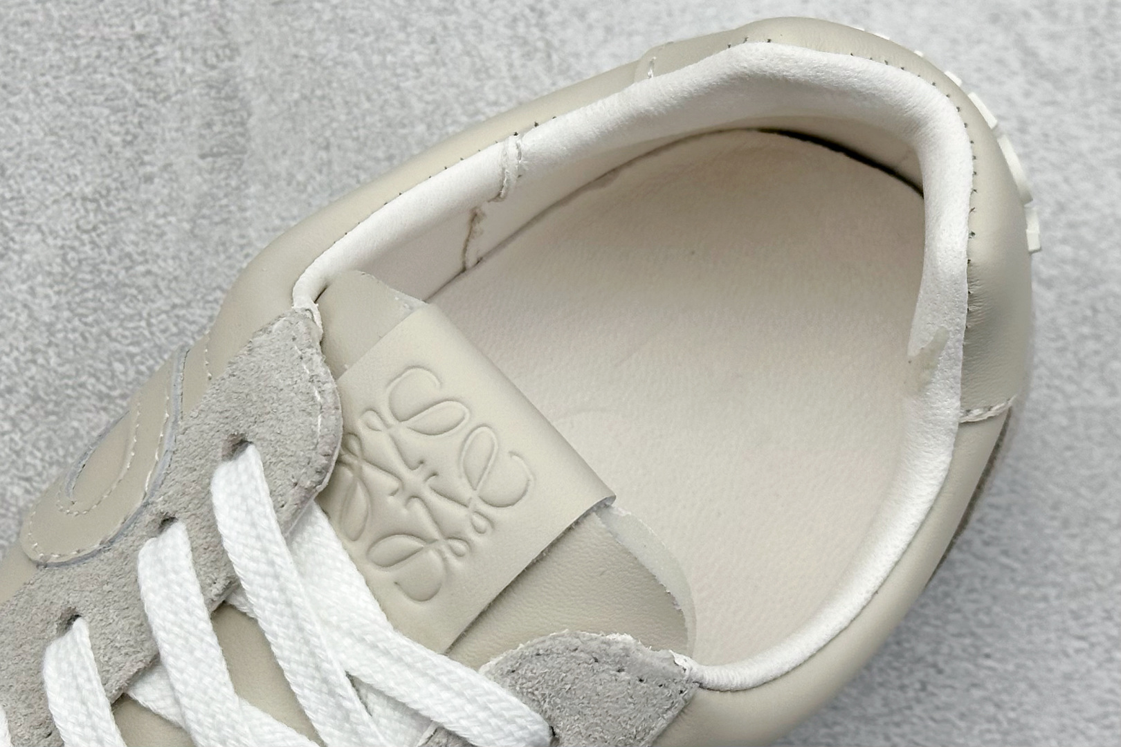 罗意威/Loewe Ballet Runner 25ss春季新款爆款芭蕾舞鞋