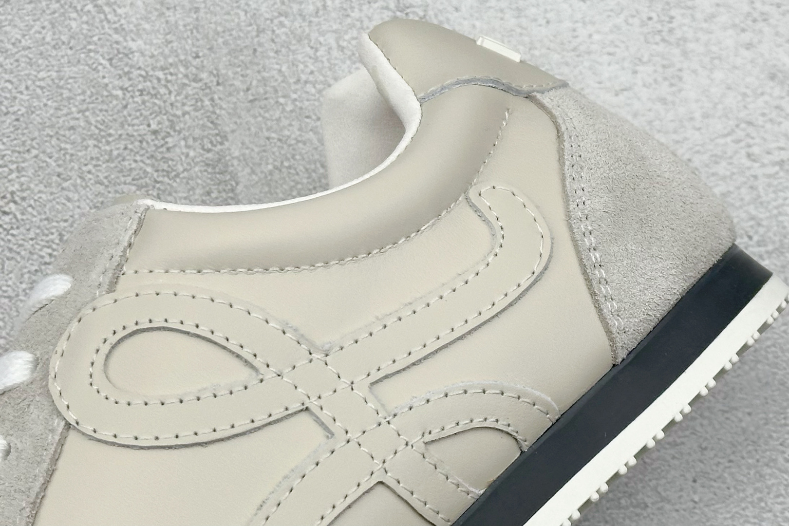 罗意威/Loewe Ballet Runner 25ss春季新款爆款芭蕾舞鞋