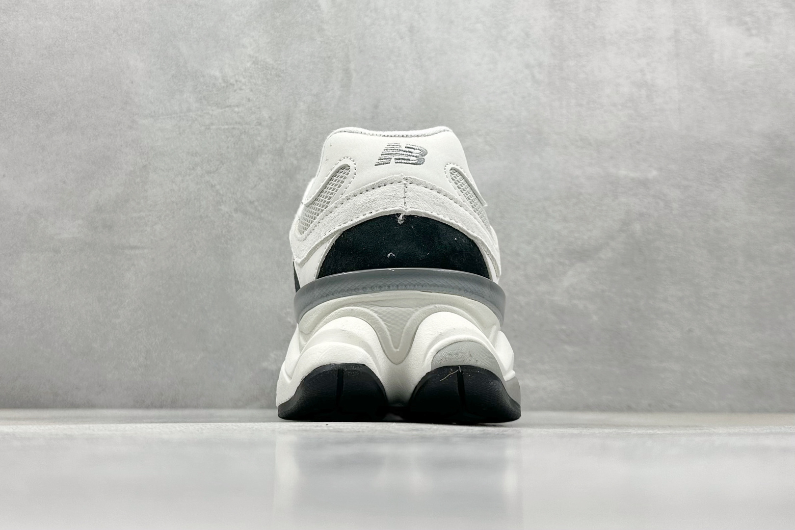 Joe Freshgoods x New Balance NB9060 联名款 复古休闲运动慢跑鞋