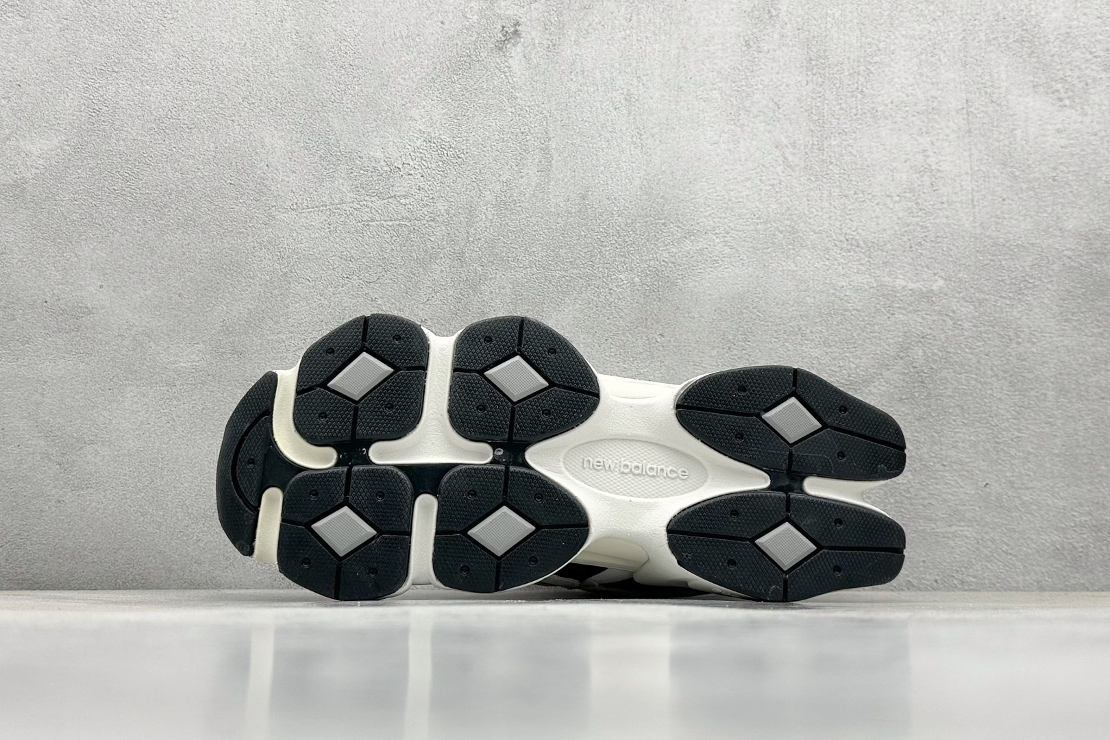 Joe Freshgoods x New Balance NB9060 联名款 复古休闲运动慢跑鞋