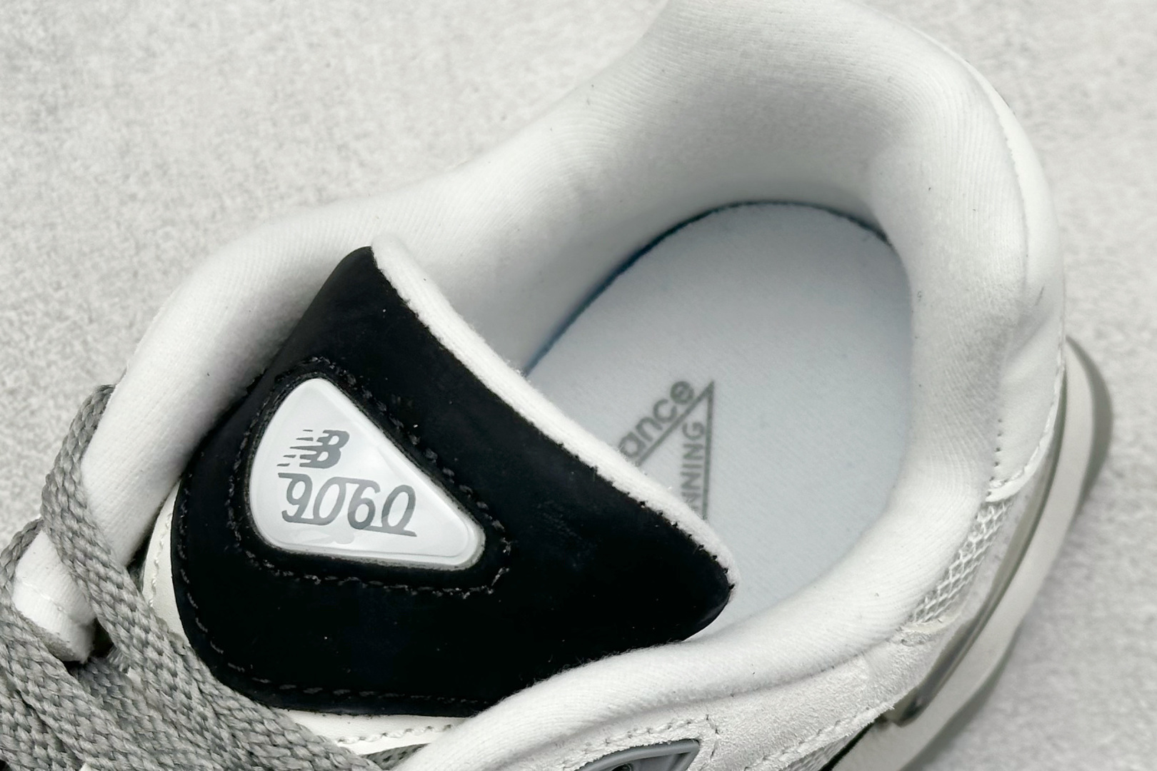 Joe Freshgoods x New Balance NB9060 联名款 复古休闲运动慢跑鞋