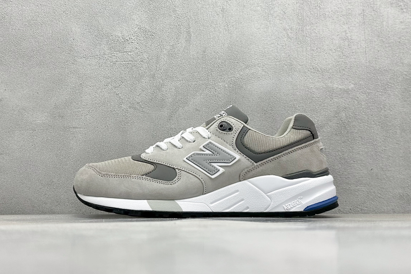  
New Balance NB999系列
复古增高跑步运动鞋
美潮高端原装原装套楦
真正的正品修长鞋型