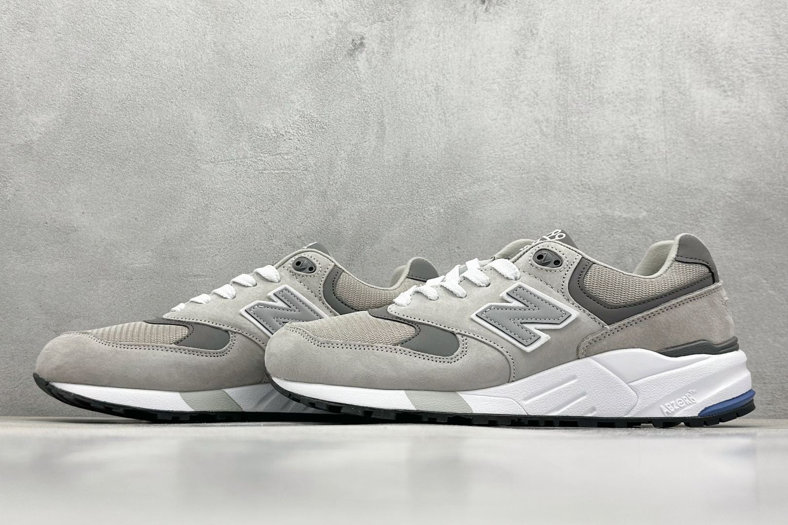  
New Balance NB999系列
复古增高跑步运动鞋
美潮高端原装原装套楦
真正的正品修长鞋型