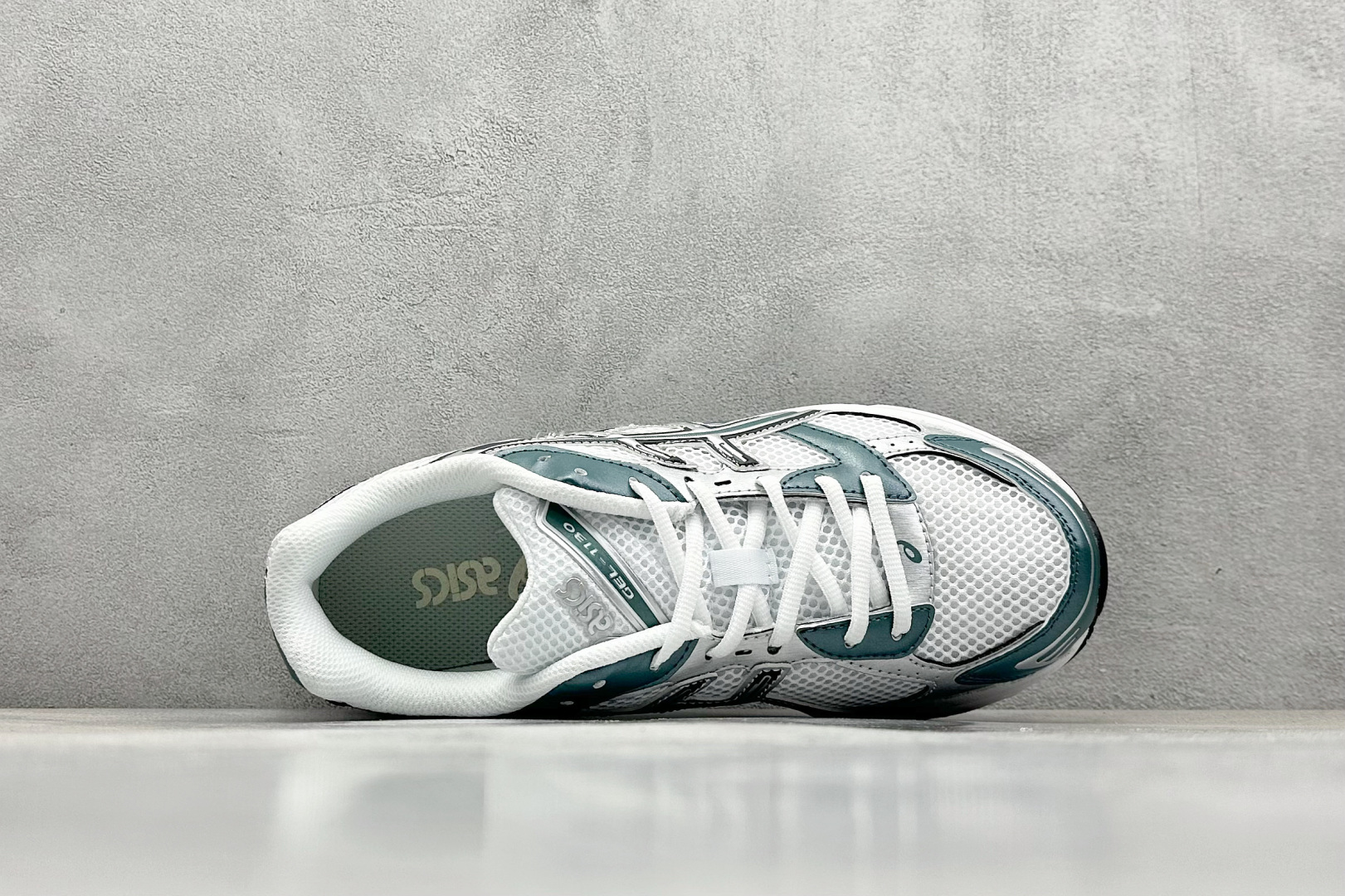 
GS版 Asics Tiger GEL-1130 亚瑟士户外风低帮休闲运动跑步鞋
 #鞋款选用网眼与