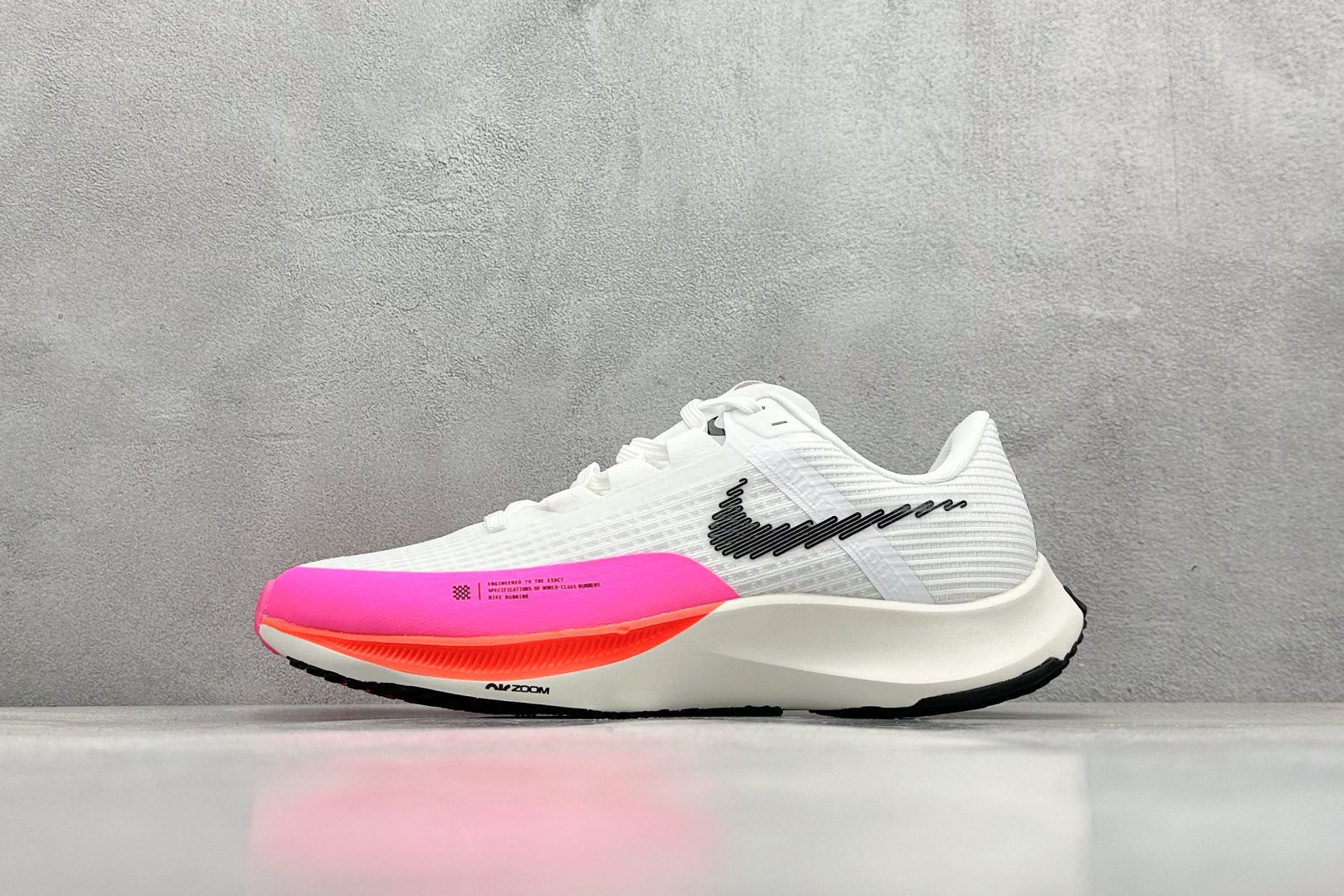 纯原福利 
RS版 NIKE AIR Zoom RIVAL Fly 3. 超轻跑步鞋
织物减震轻盈跑步鞋