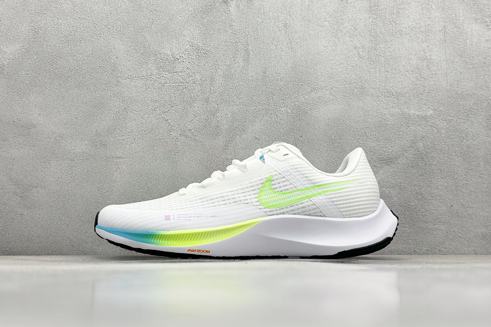 纯原福利 
RS版 NIKE AIR Zoom RIVAL Fly 3. 超轻跑步鞋
织物减震轻盈跑步鞋