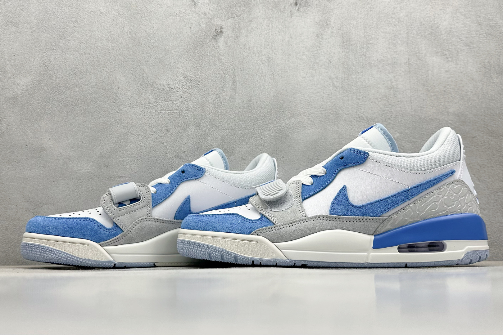 终端放店
最强312 Air Jordan Legacy 312 Low 
有着交错结合的设计，它的名