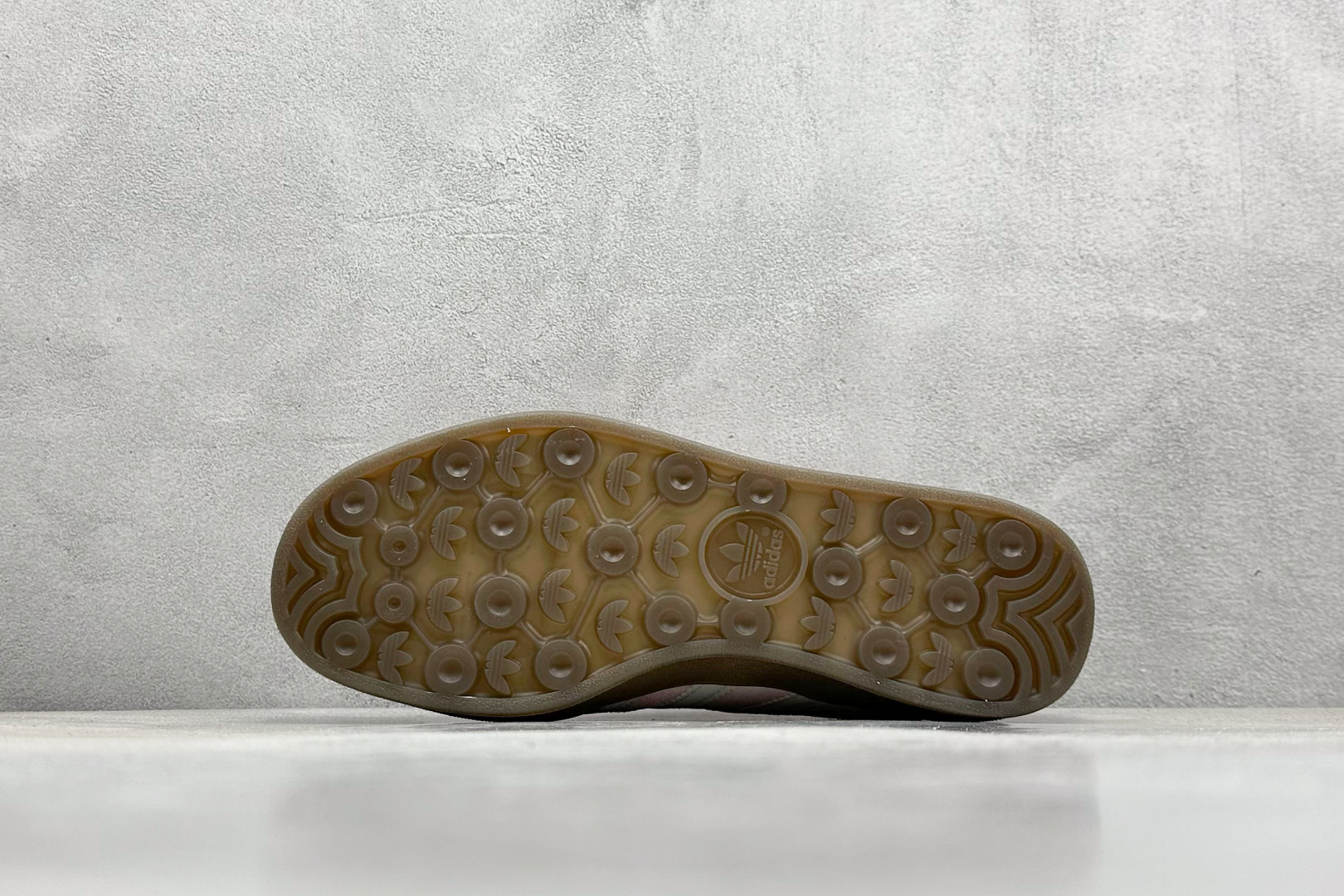 终端放店
CS版 AD Originals Gazelle INdoor 
三叶草休闲防滑耐磨低帮板鞋