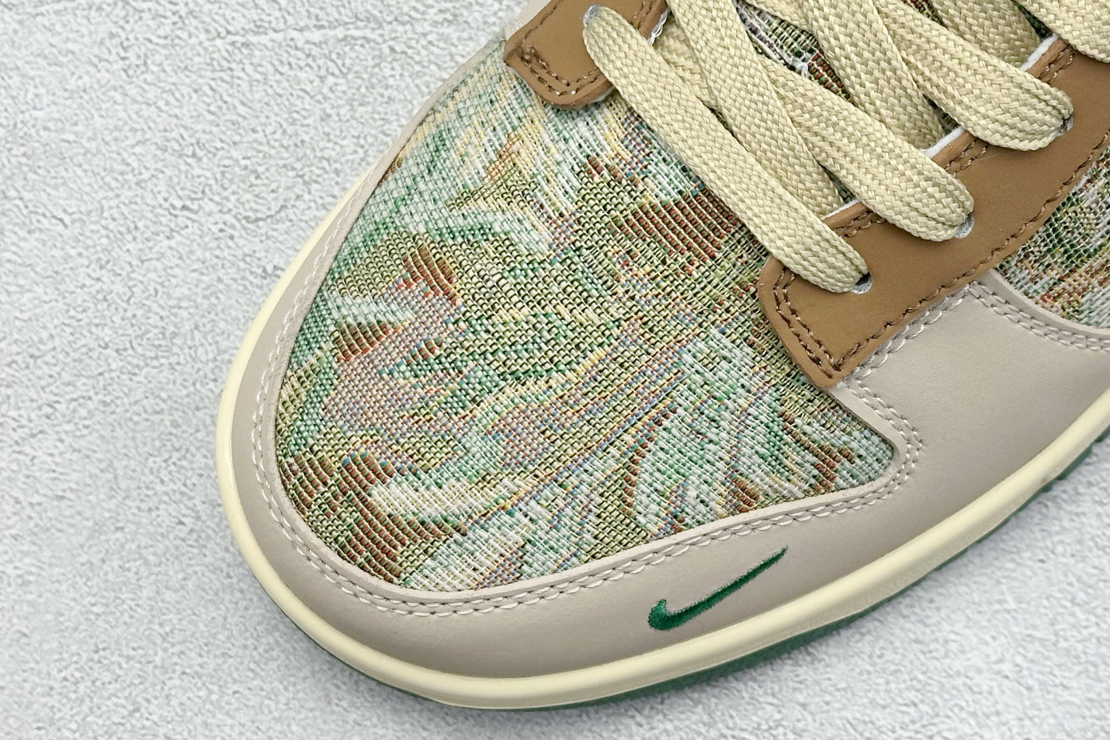  终端放店
XC版 Nike SB Dunk Low“ 冠希联名——米棕绿针织”  周年高端定制 低帮休